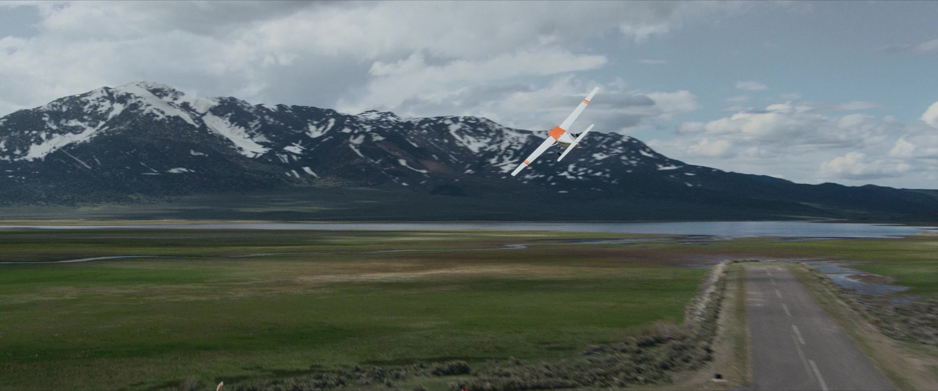 Flight Risk (2025) [4K] HD screenshot 1169