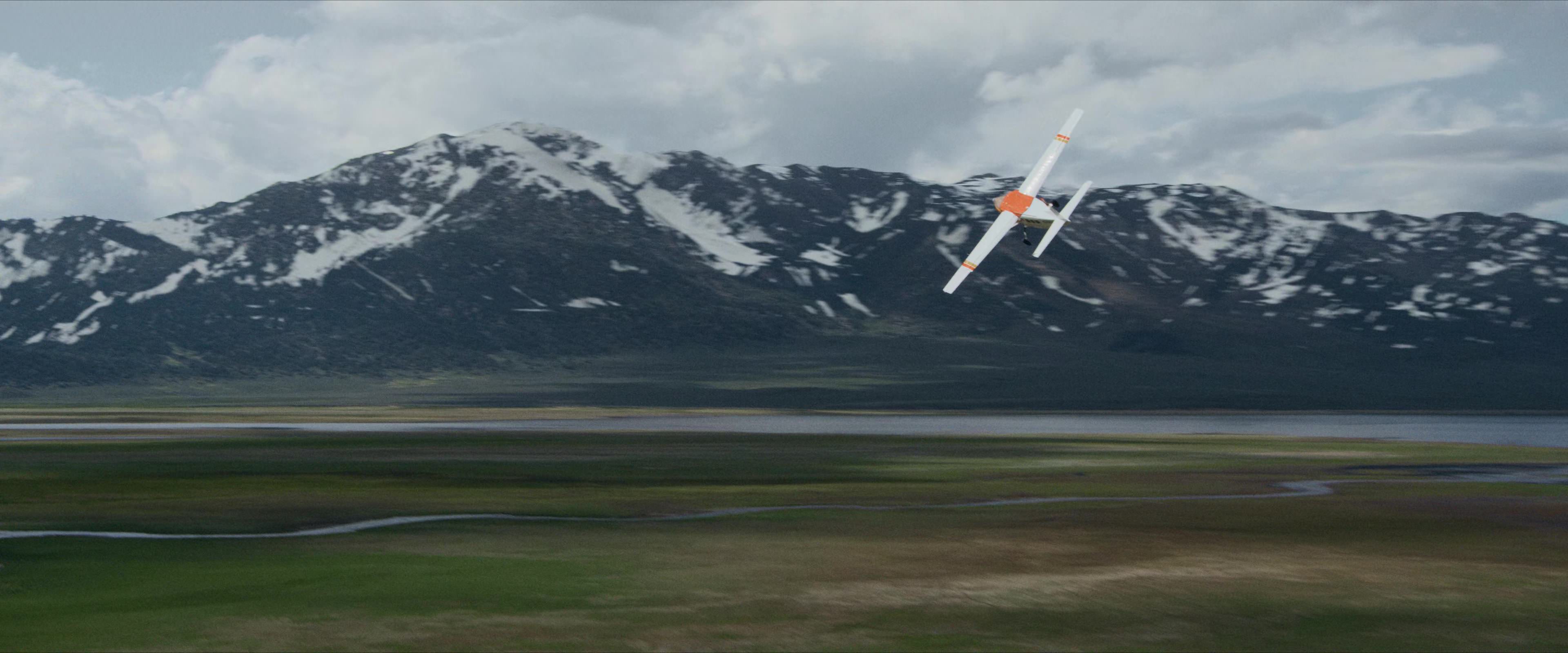 Flight Risk (2025) [4K] HD screenshot 1172