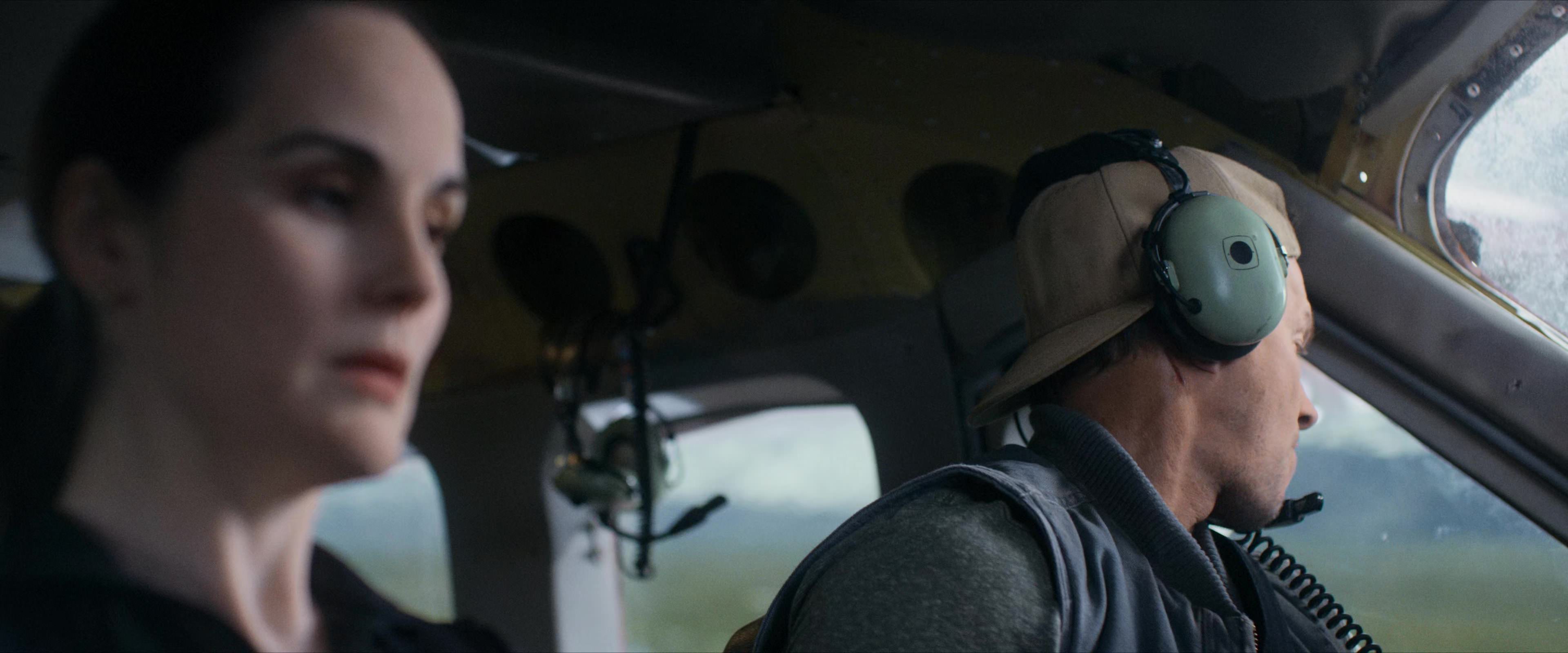 Flight Risk (2025) [4K] HD screenshot 1175