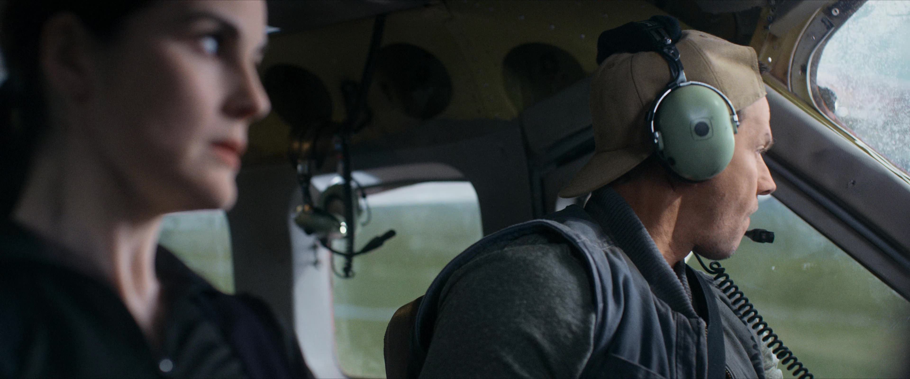 Flight Risk (2025) [4K] HD screenshot 1178
