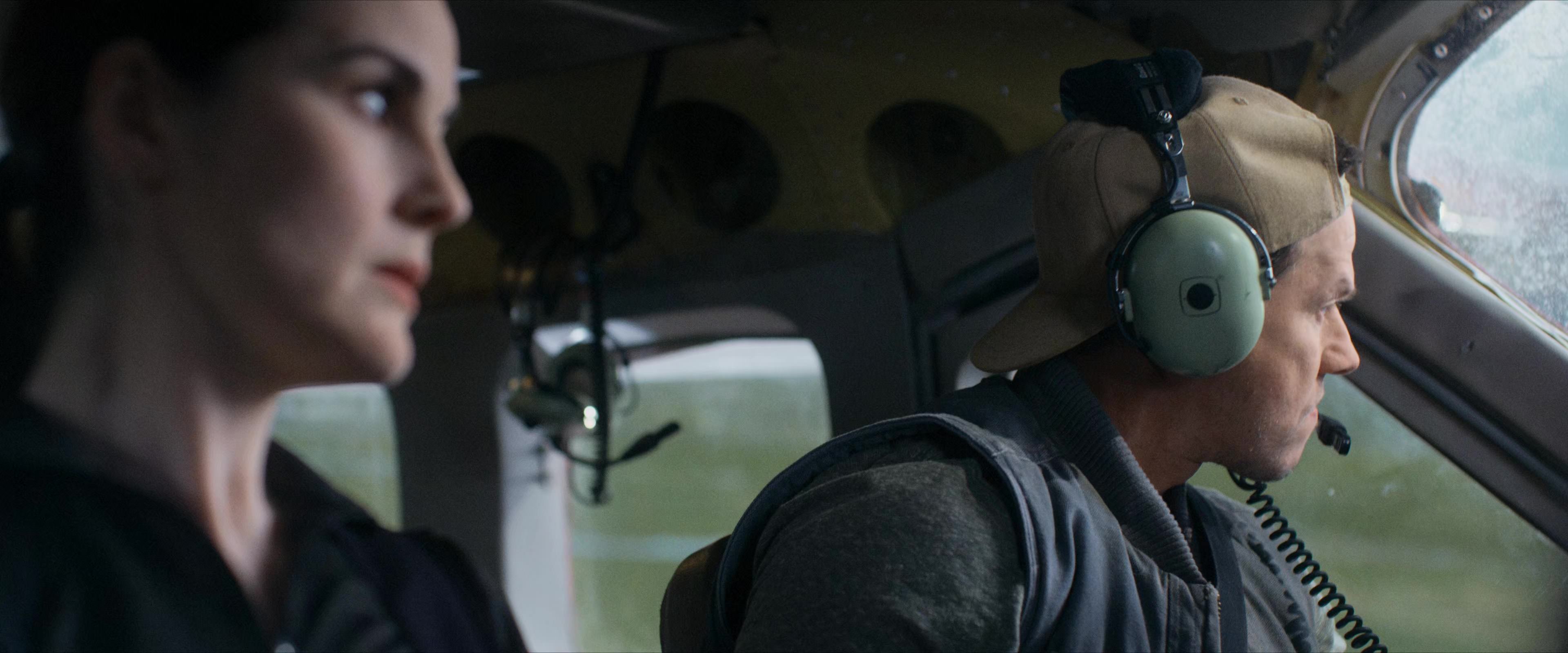 Flight Risk (2025) [4K] screencap 1179