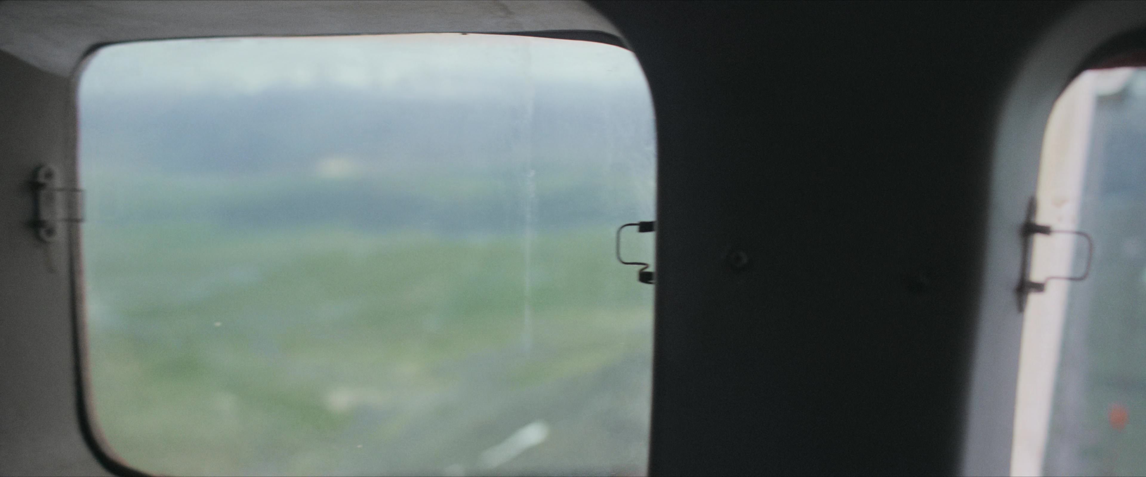 Flight Risk (2025) [4K] HD screenshot 1208