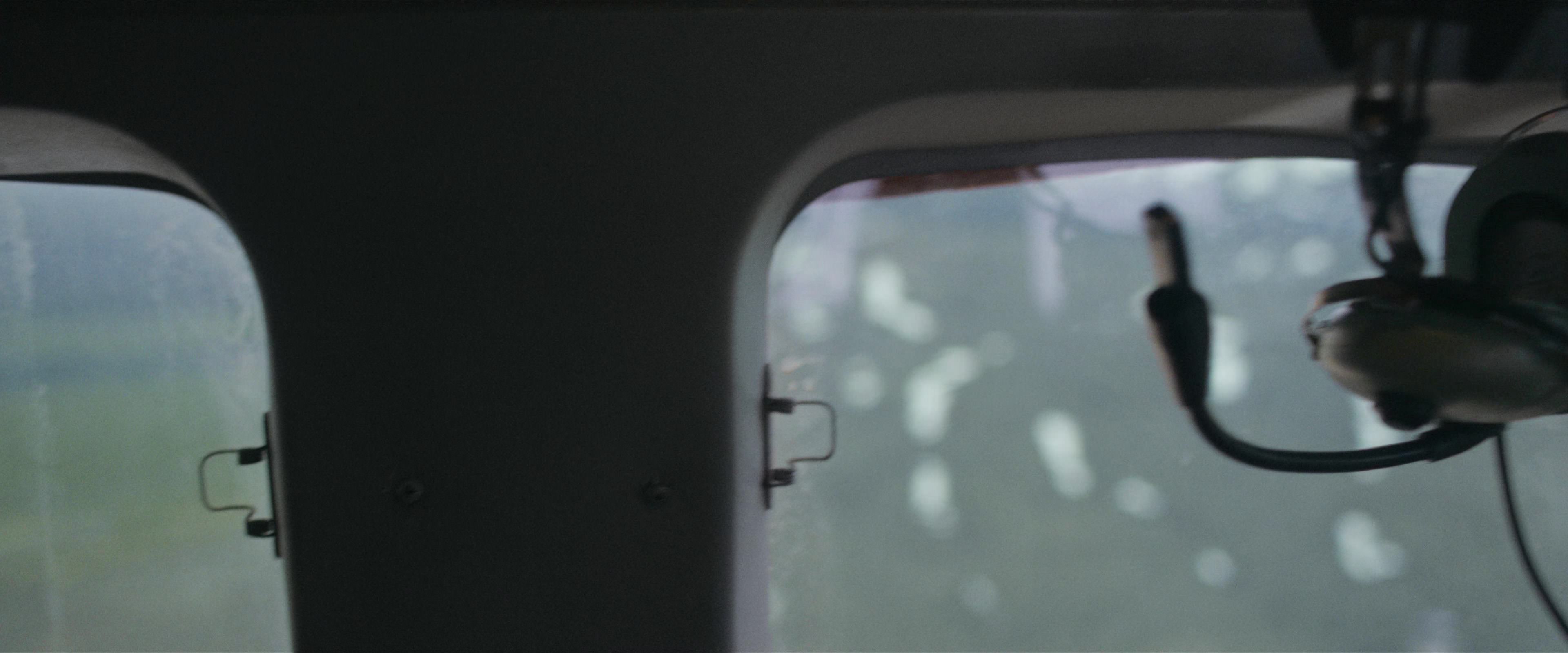 Flight Risk (2025) [4K] movie still 1213