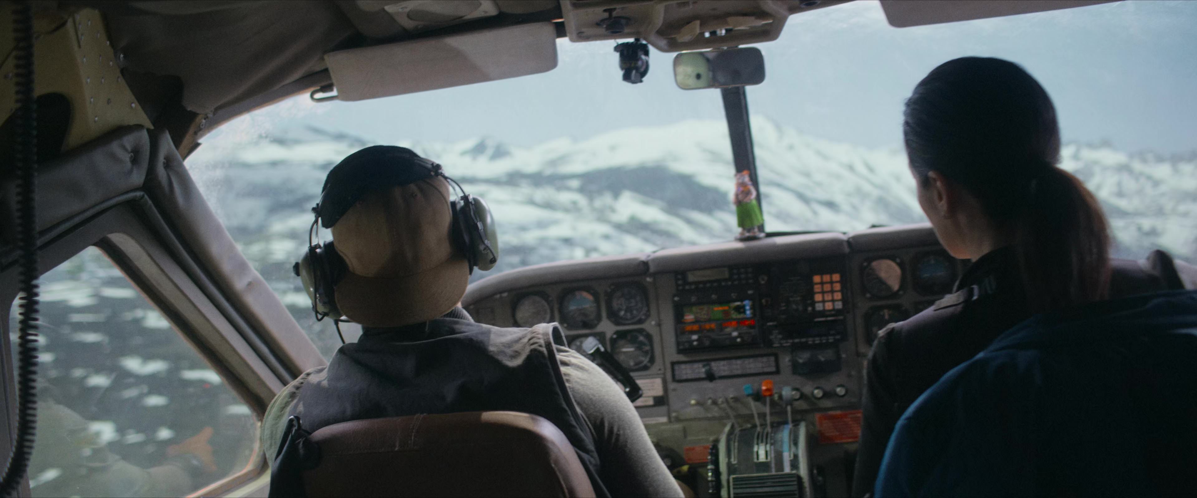 Flight Risk (2025) [4K] screencap 1224