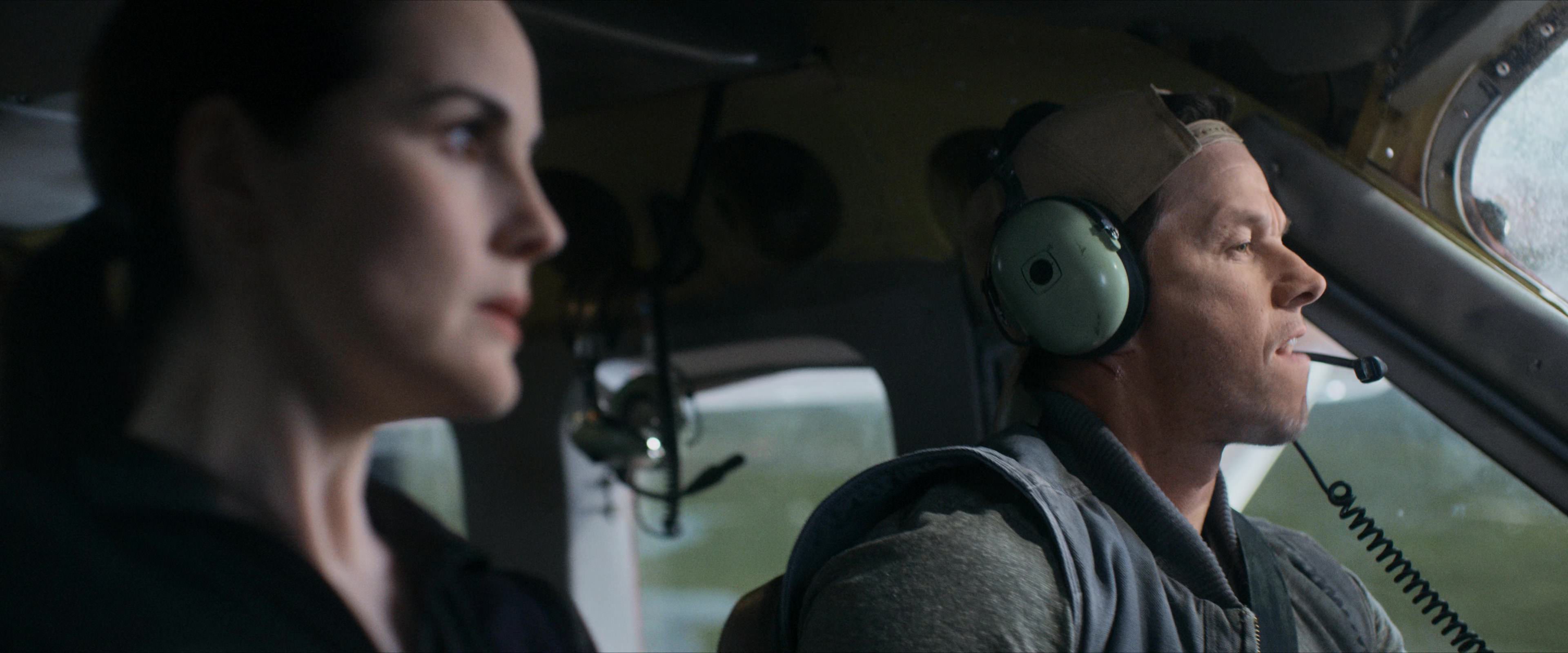 Flight Risk (2025) [4K] HD screenshot 1241