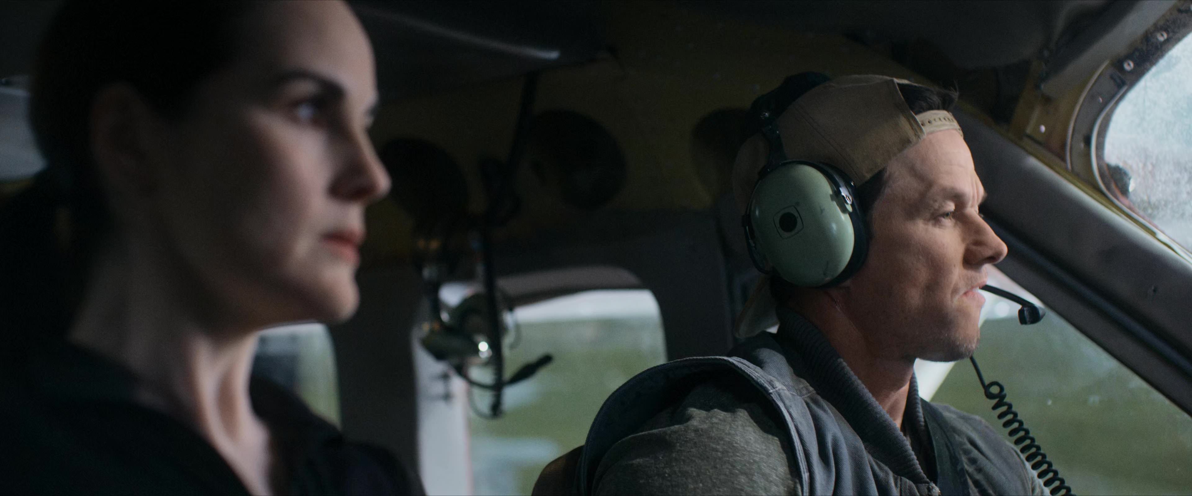 Flight Risk (2025) [4K] screencap 1242