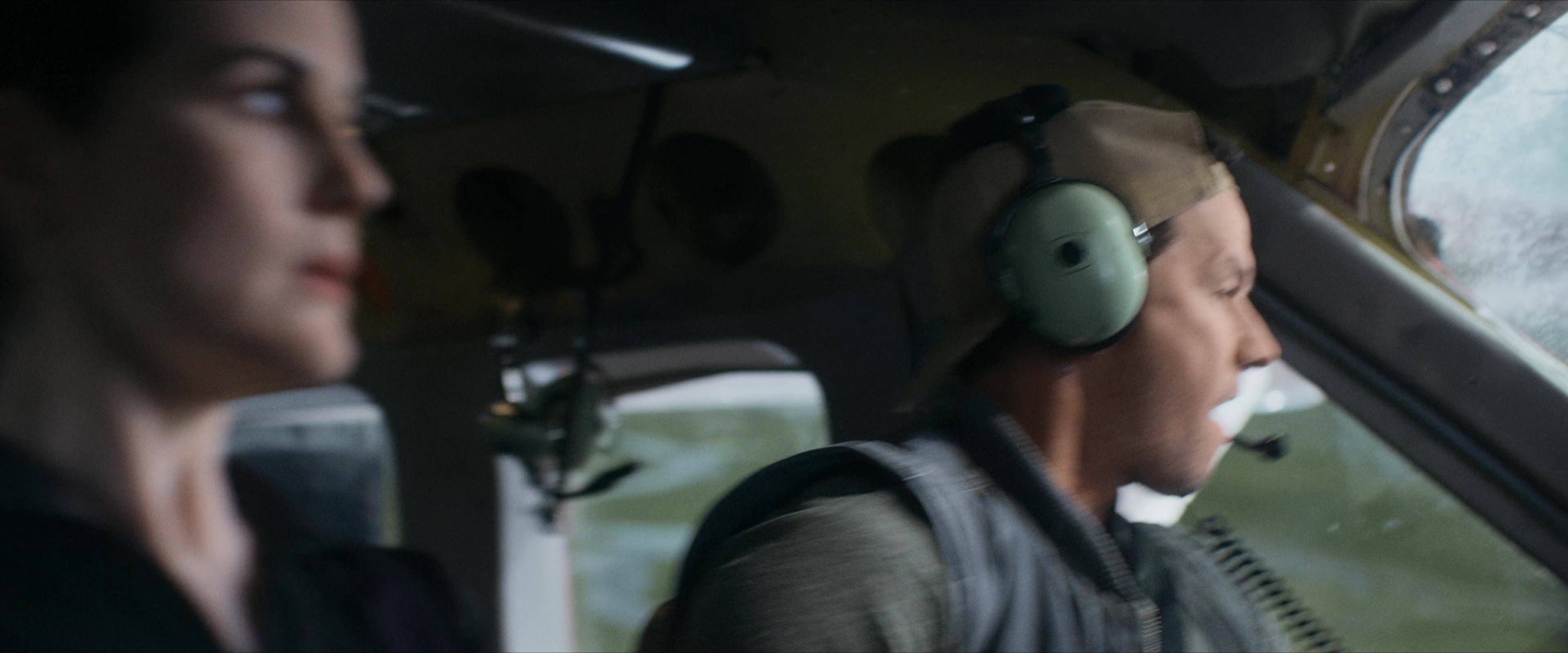 Flight Risk (2025) [4K] HD screenshot 1244