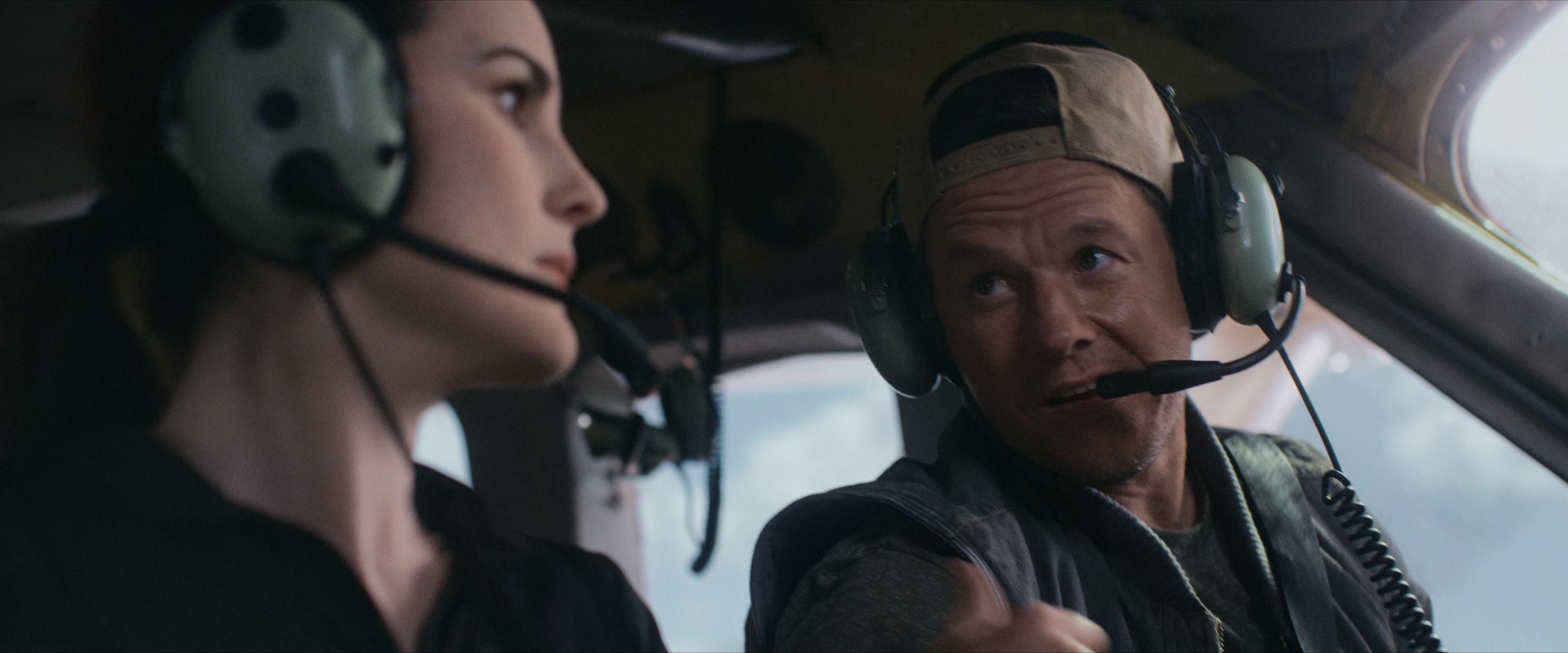 Flight Risk (2025) [4K] screencap 1344