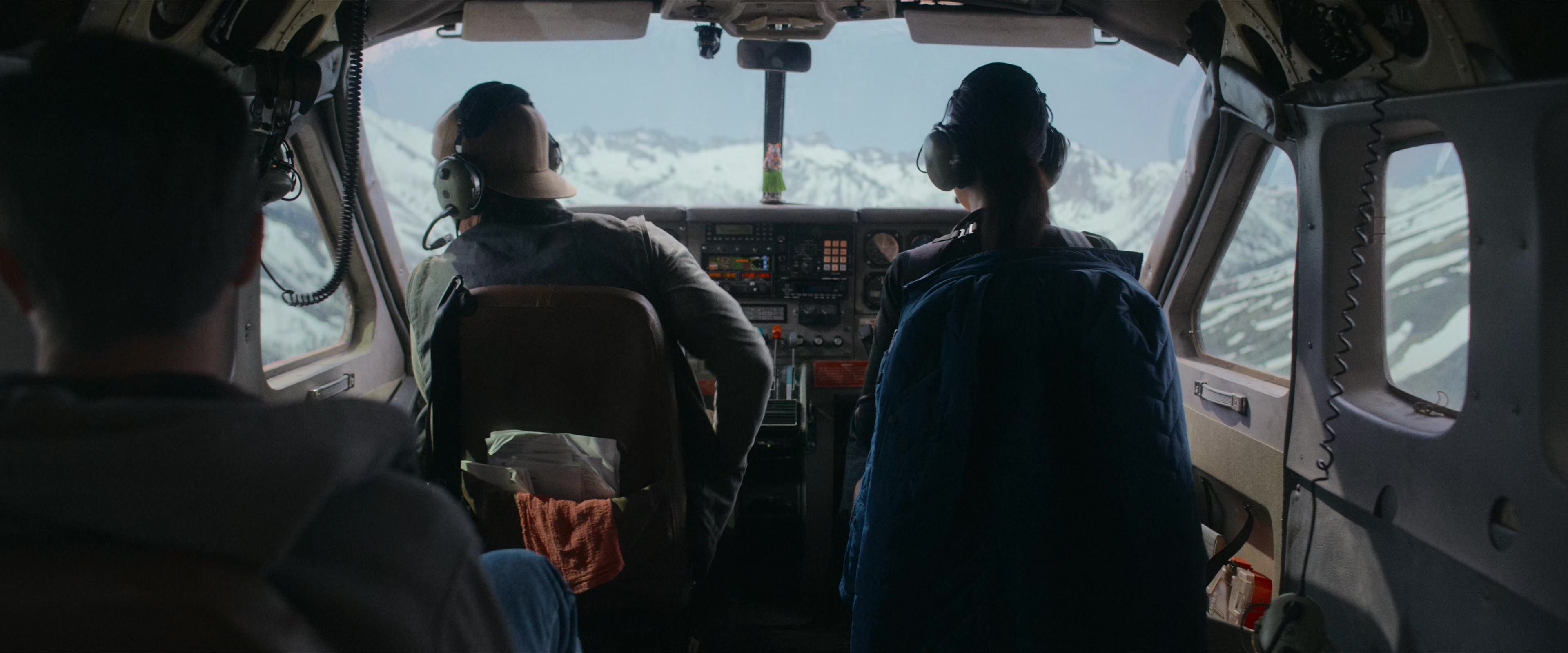 Flight Risk (2025) [4K] screencap 1356