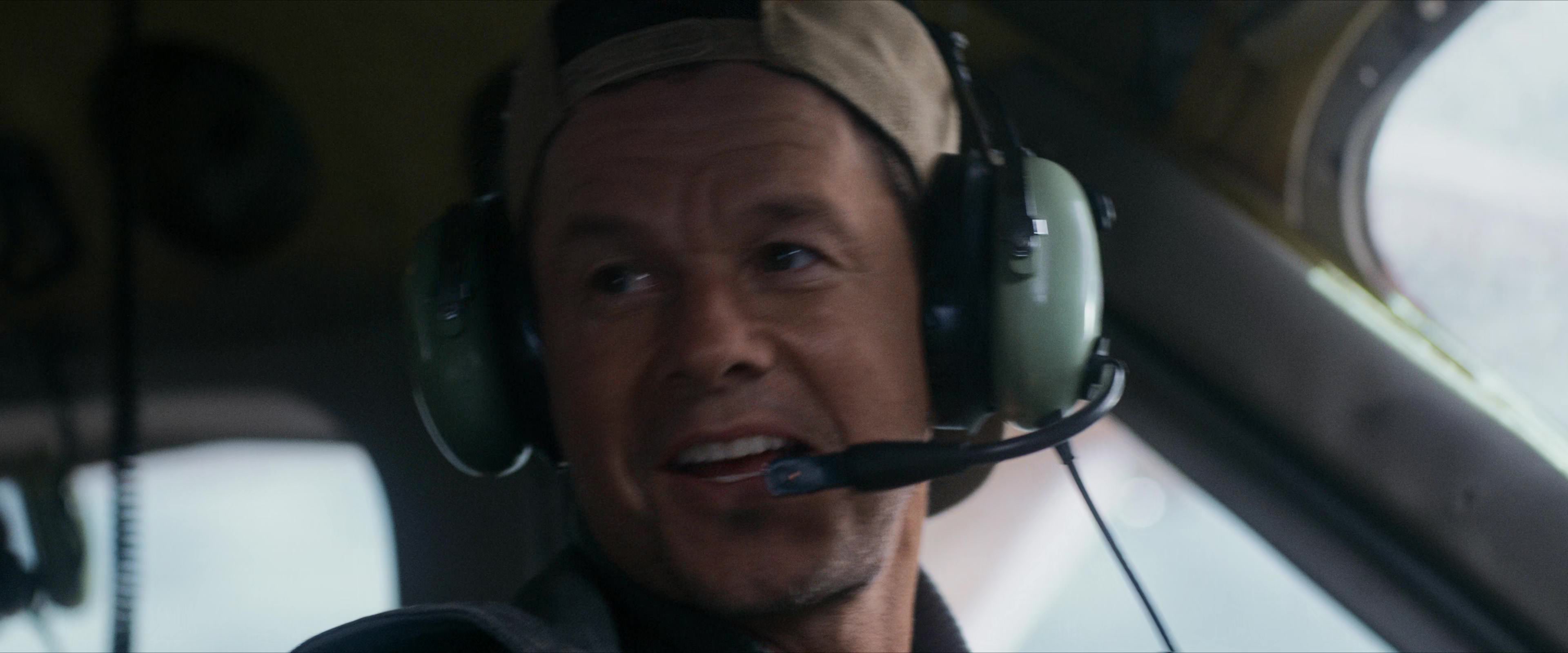 Flight Risk (2025) [4K] movie still 1405