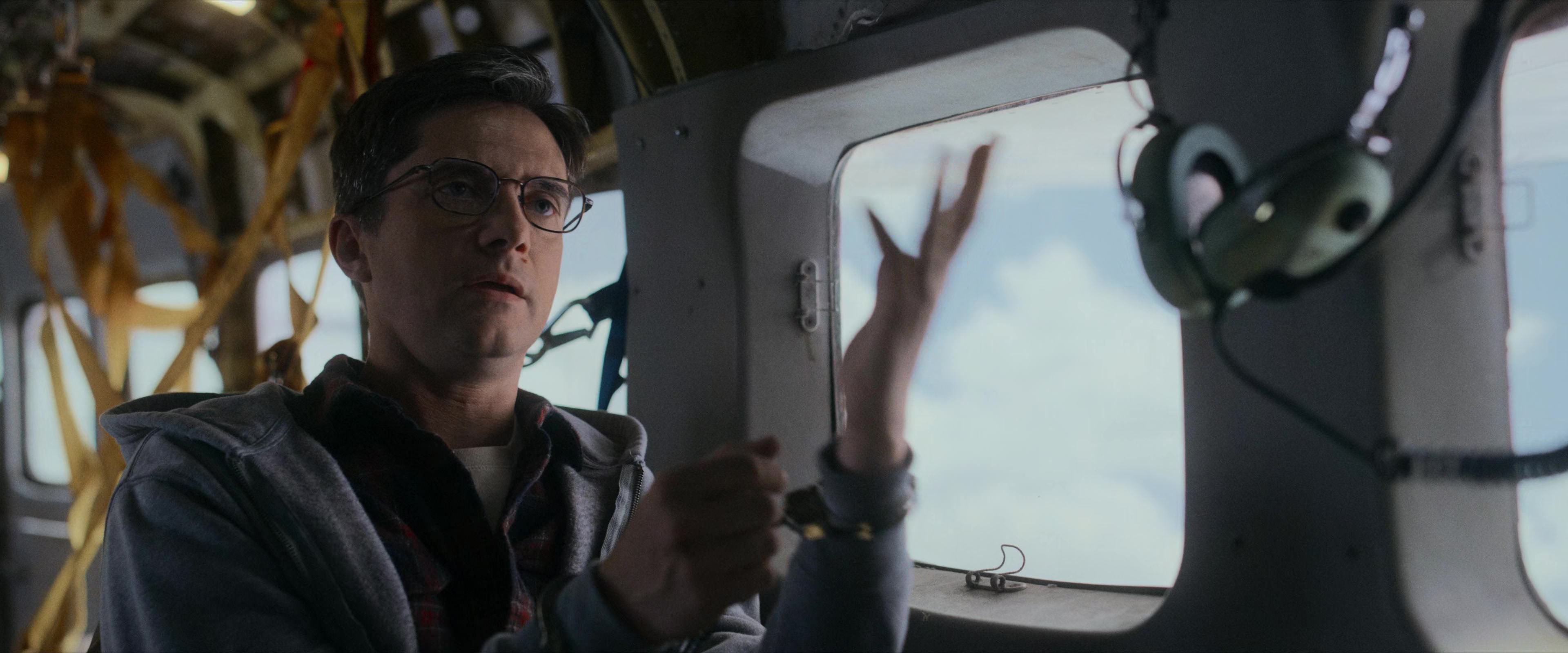 Flight Risk (2025) [4K] HD screenshot 1427