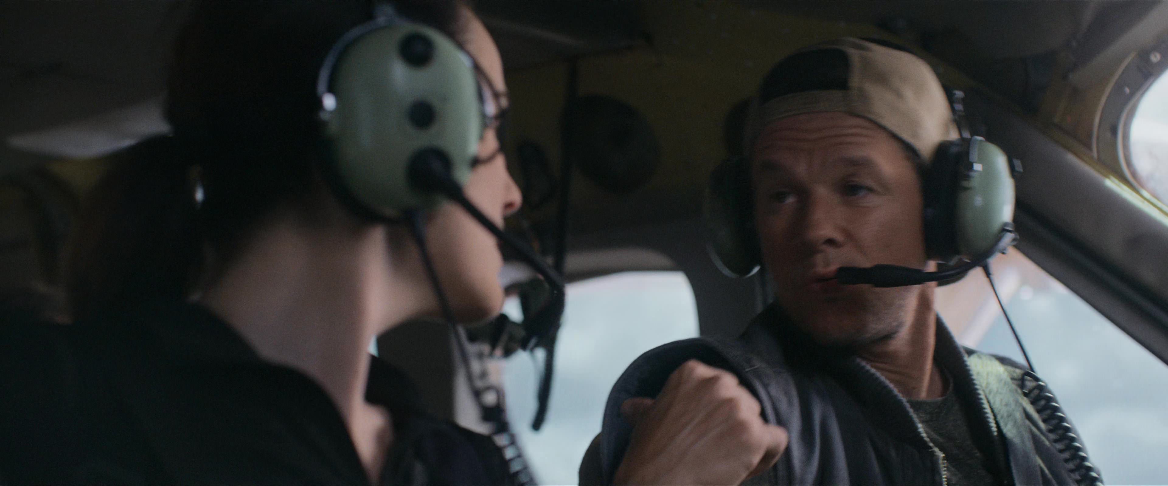 Flight Risk (2025) [4K] HD screenshot 1439