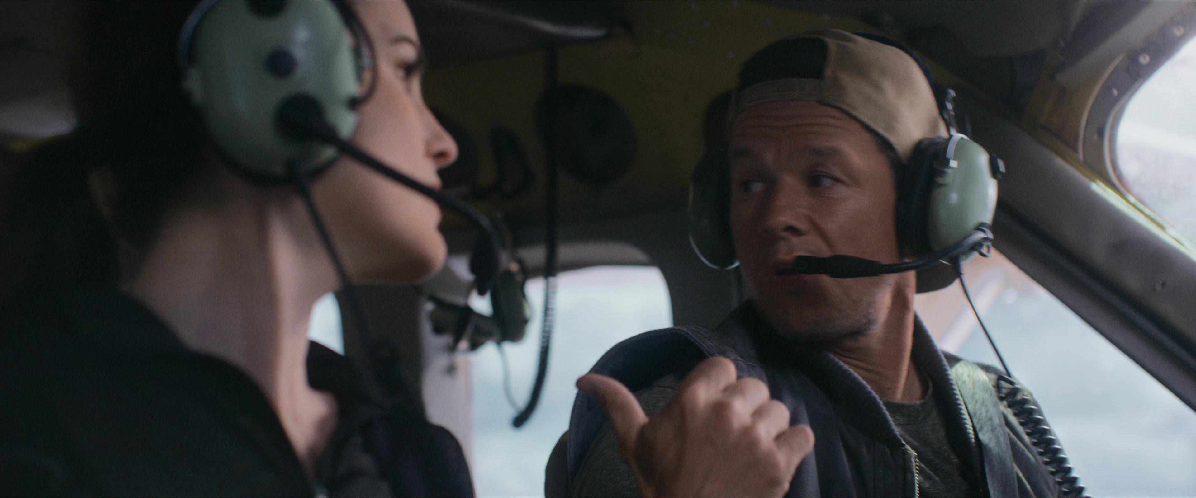 Flight Risk (2025) [4K] HD screenshot 1448