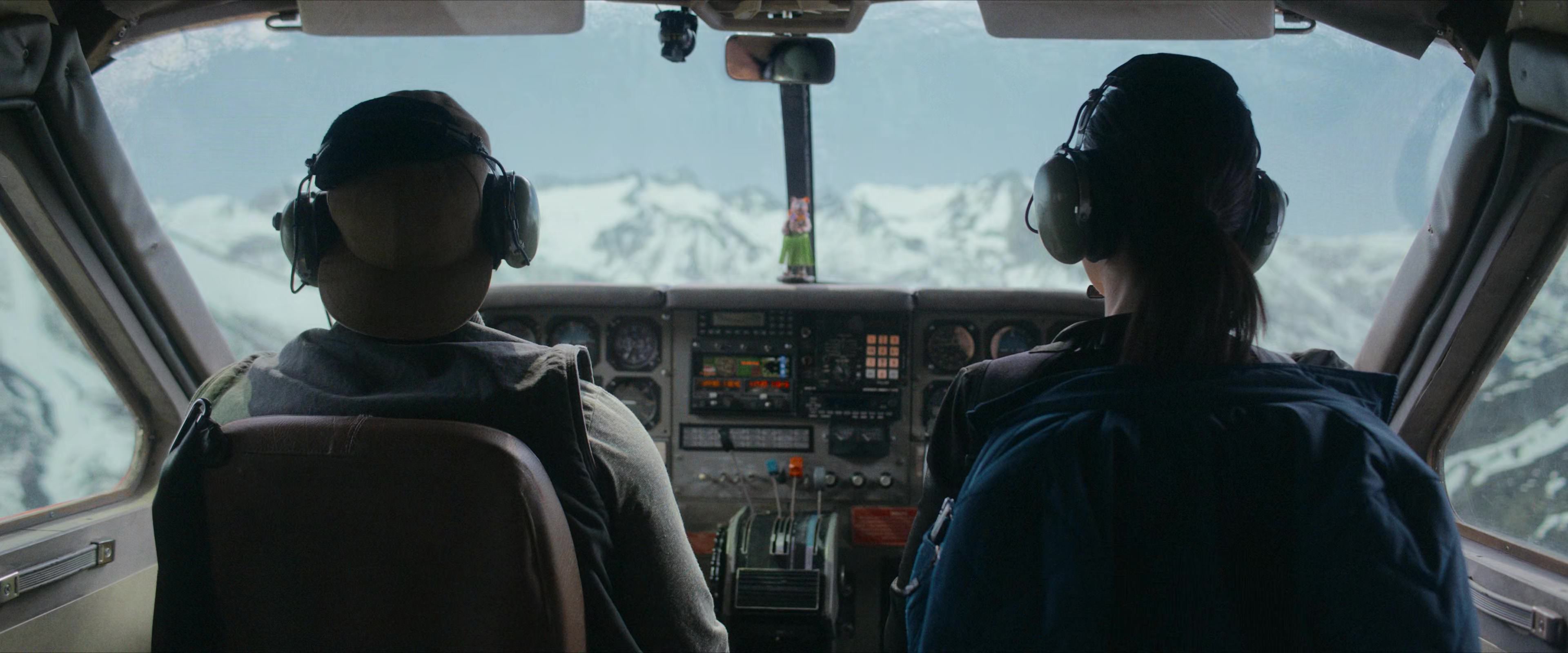 Flight Risk (2025) [4K] HD screenshot 1499