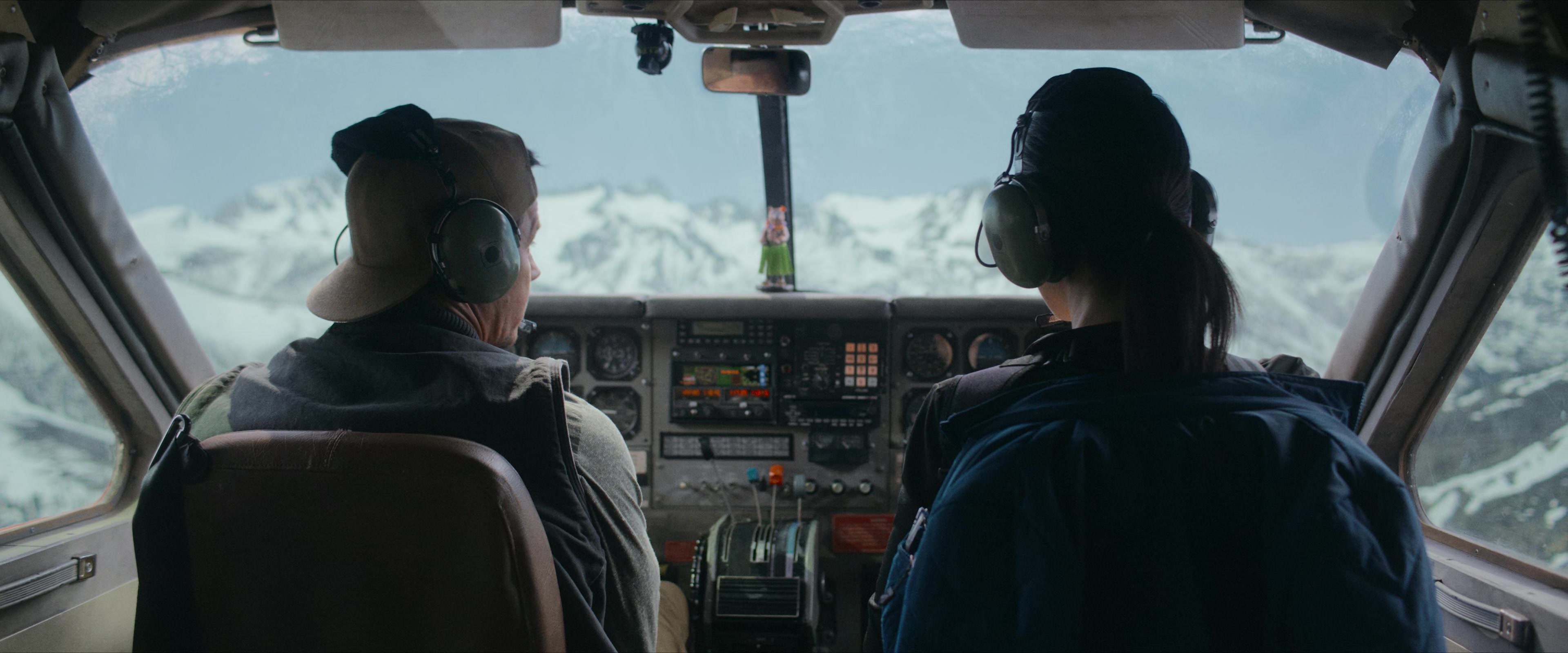 Flight Risk (2025) [4K] HD screenshot 1511