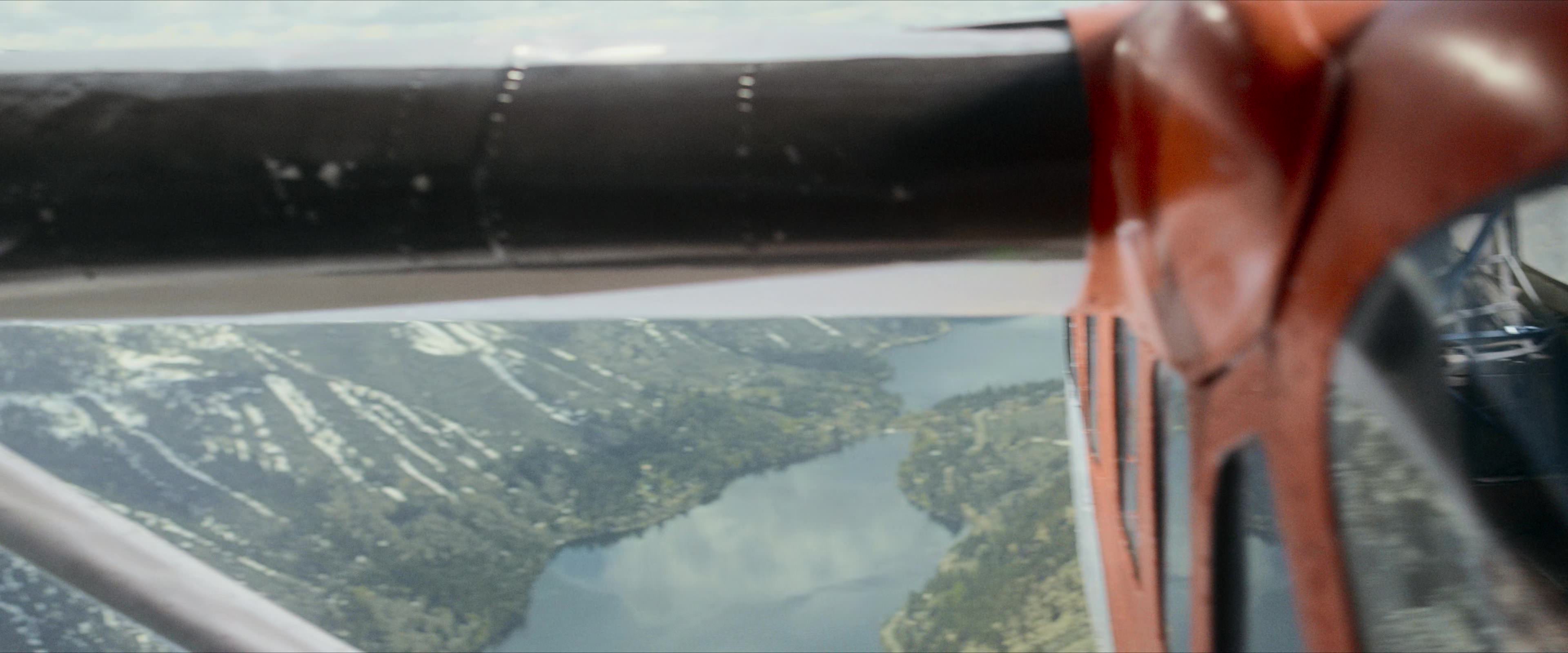 Flight Risk (2025) [4K] HD screenshot 1559