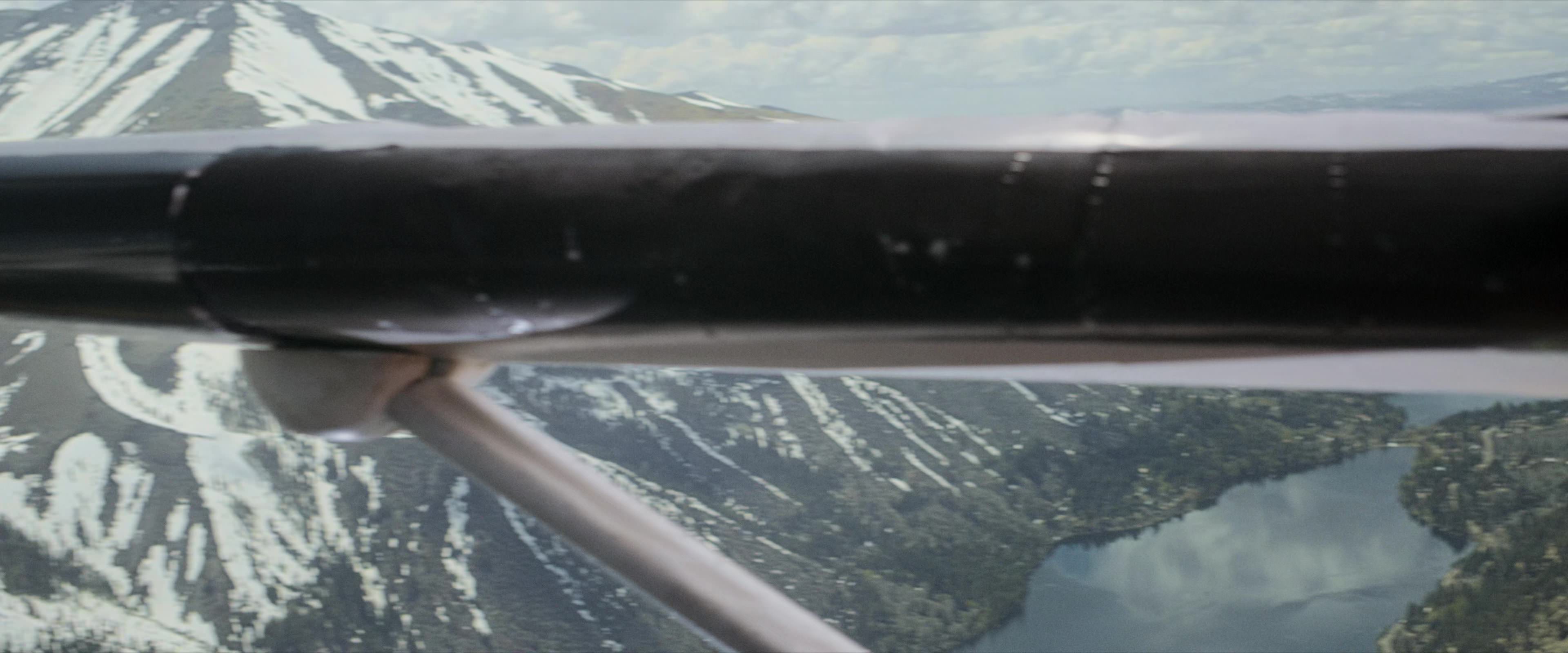 Flight Risk (2025) [4K] HD screenshot 1562