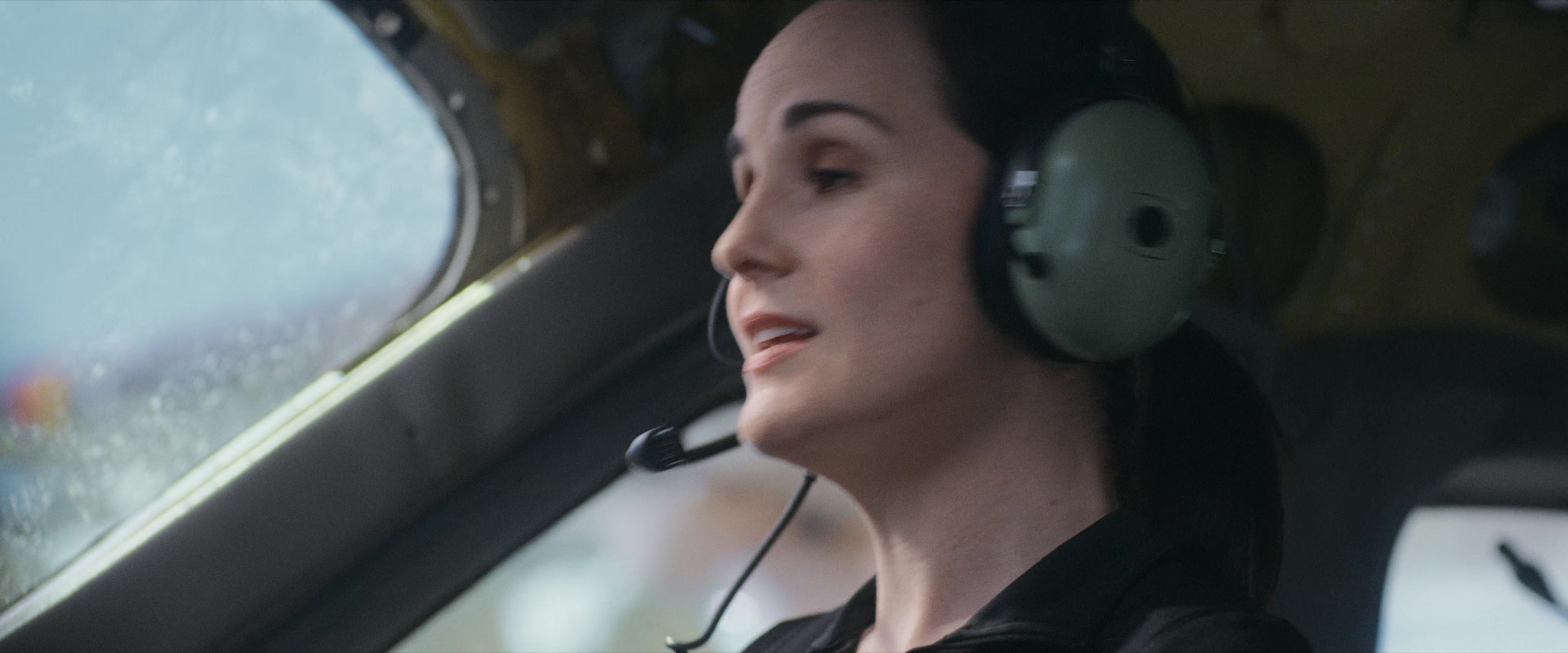 Flight Risk (2025) [4K] screencap 1572