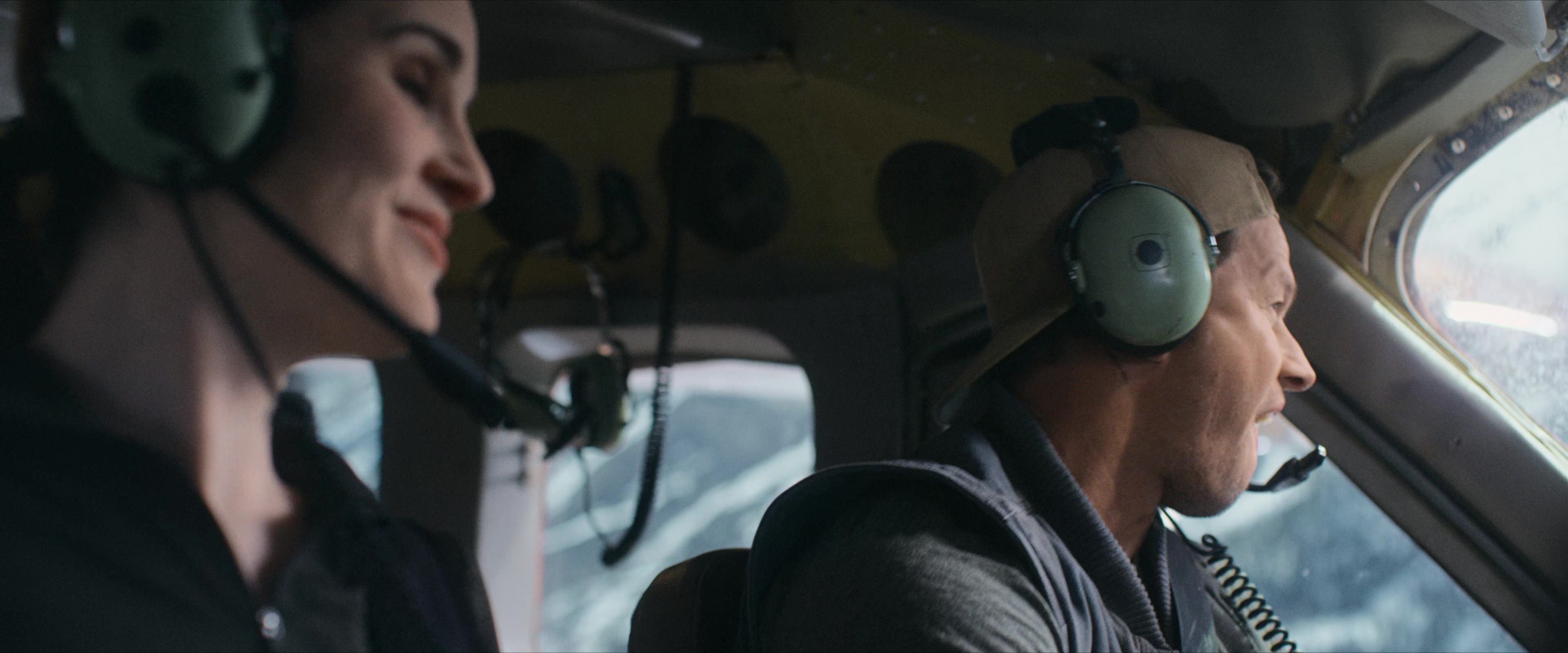 Flight Risk (2025) [4K] screencap 1587