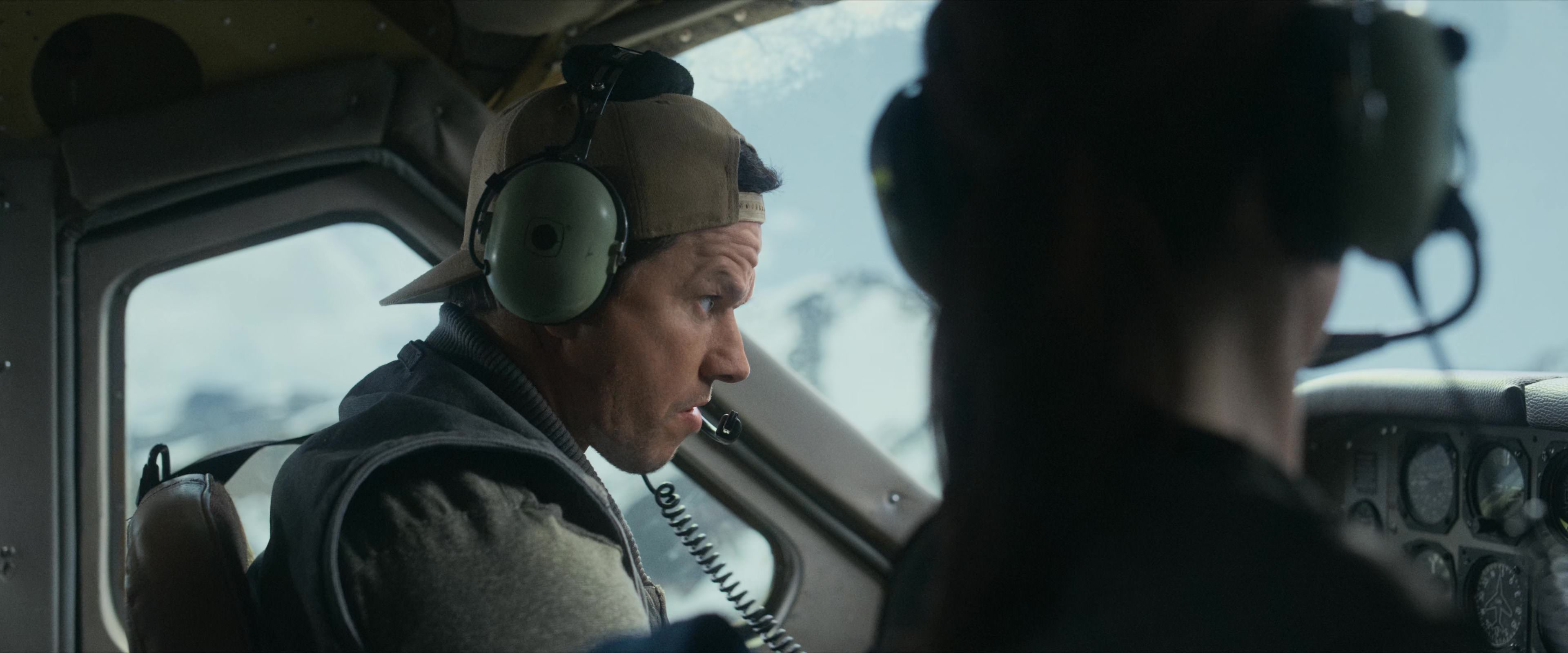 Flight Risk (2025) [4K] movie still 1621