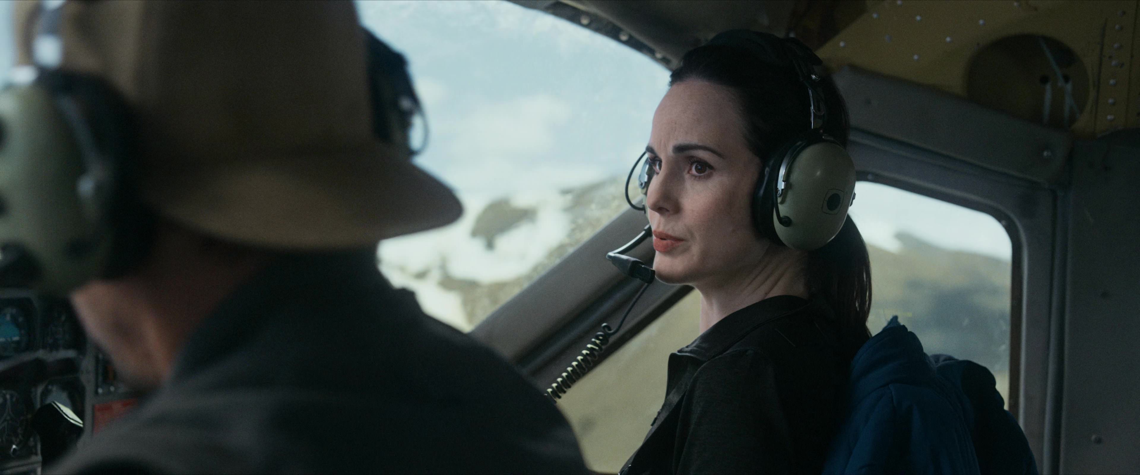 Flight Risk (2025) [4K] screencap 1623