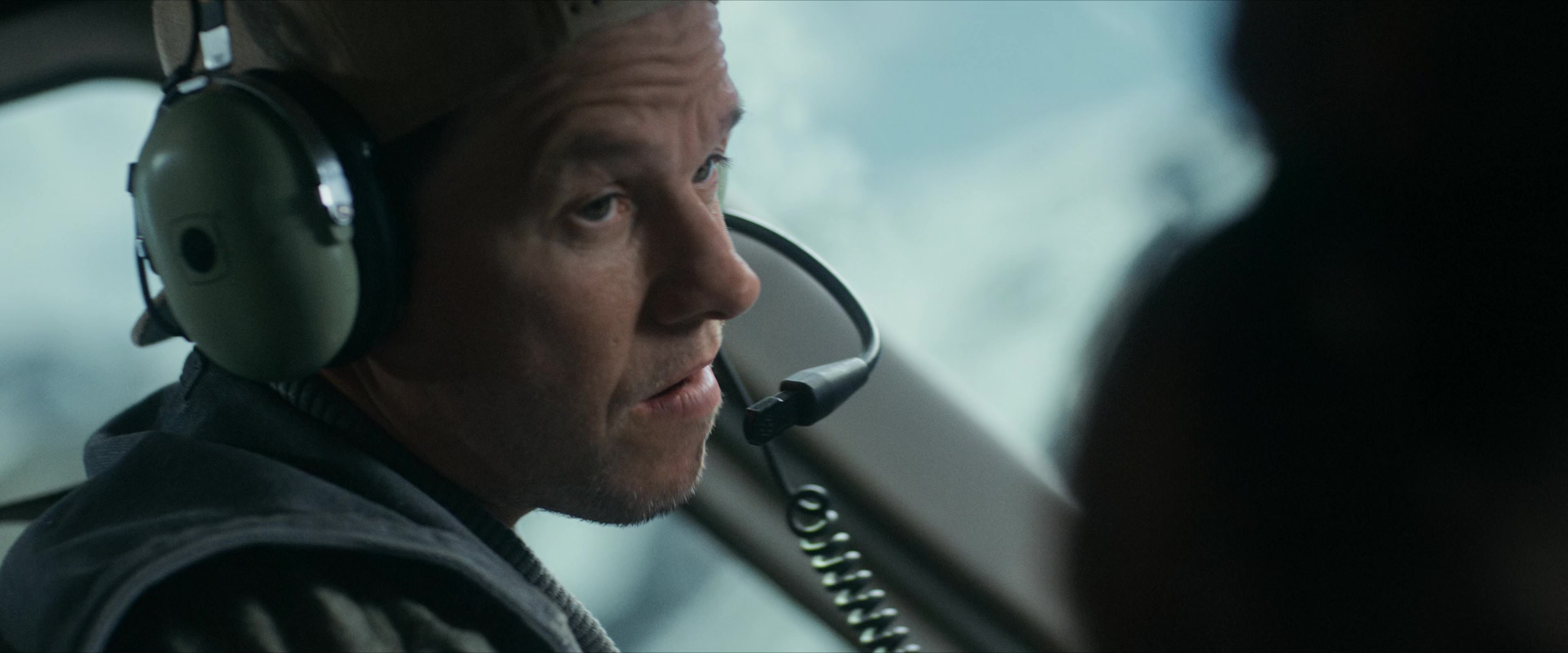 Flight Risk (2025) [4K] HD screenshot 1688