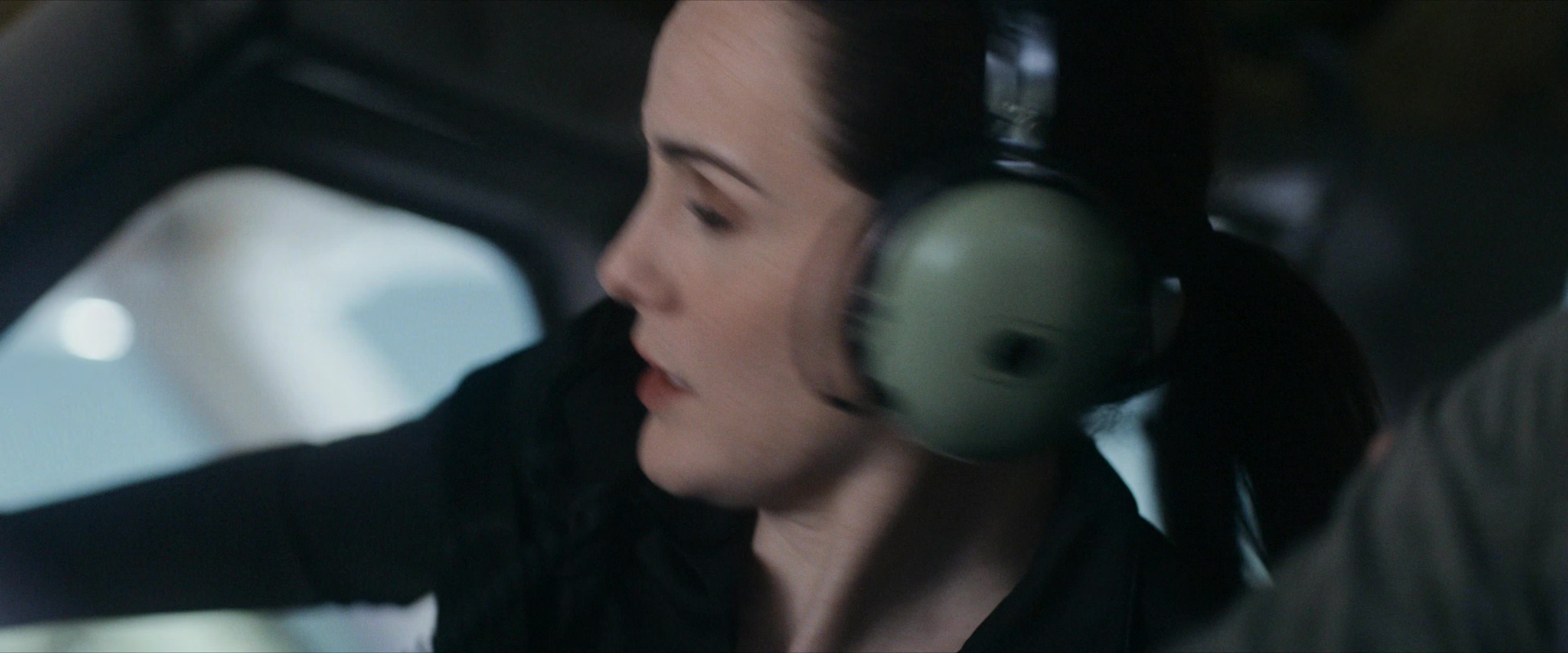 Flight Risk (2025) [4K] screencap 1767