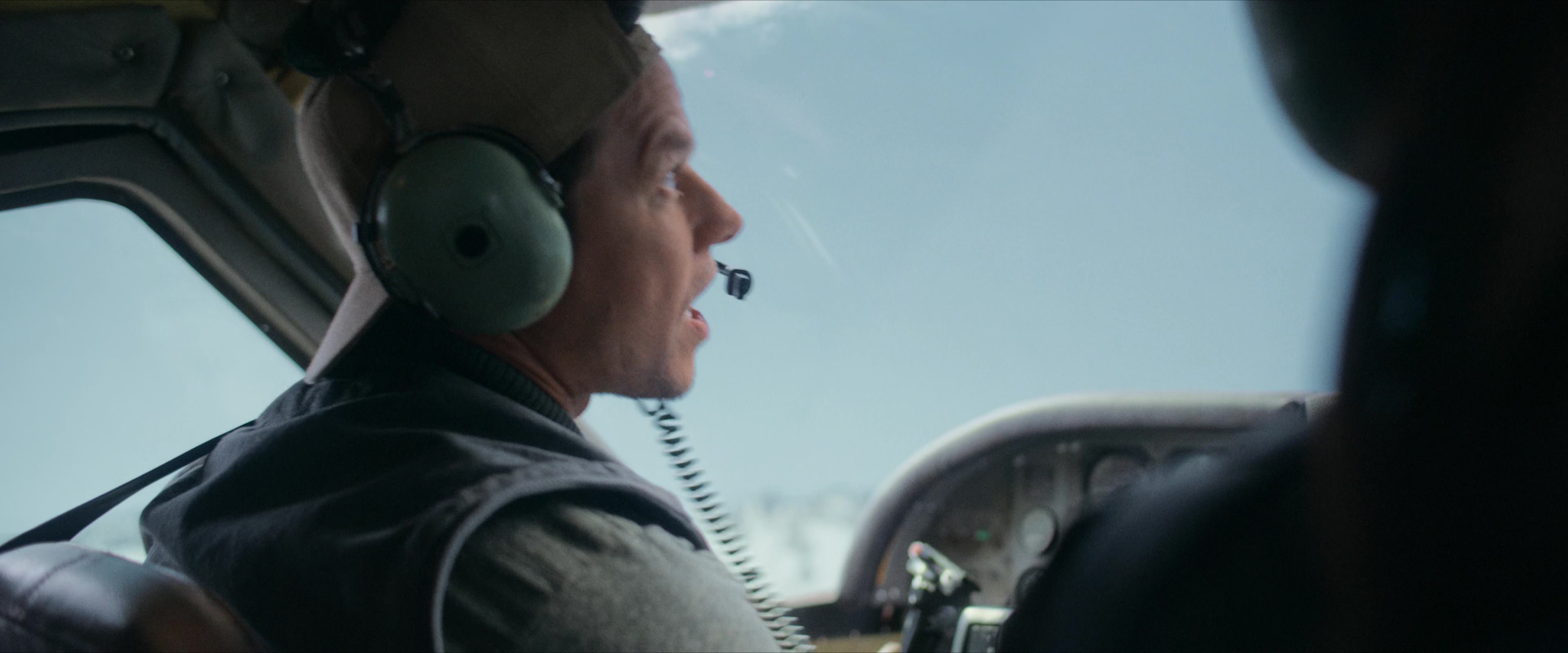 Flight Risk (2025) [4K] screencap 1800