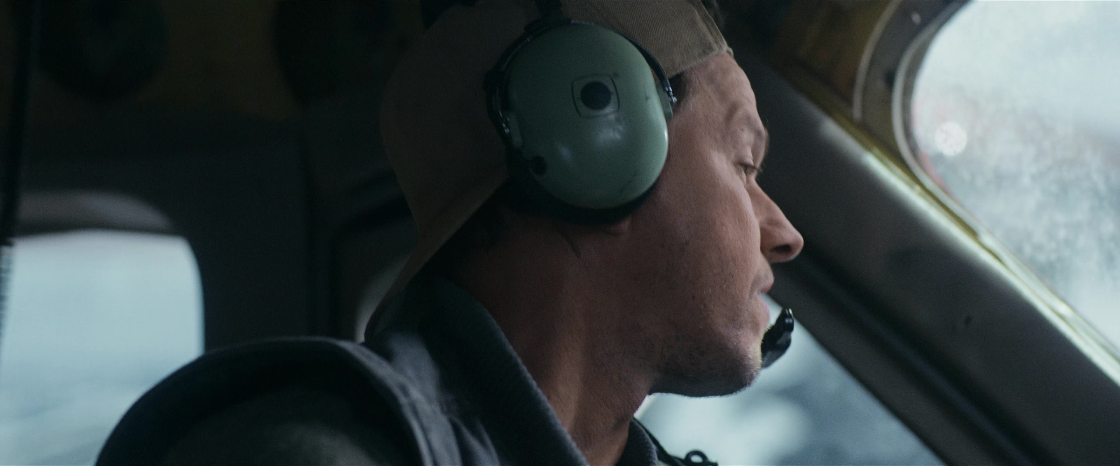 Flight Risk (2025) [4K] HD screenshot 1805