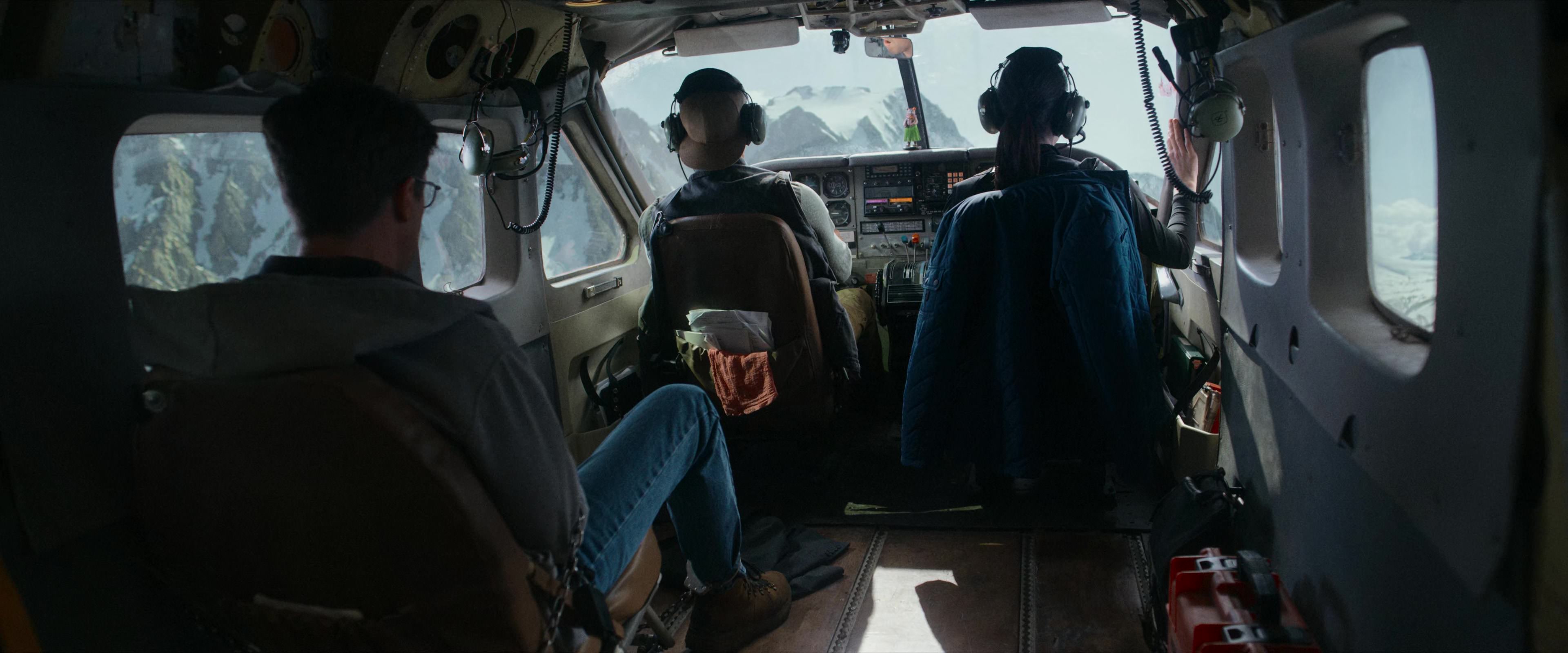Flight Risk (2025) [4K] HD screenshot 1811