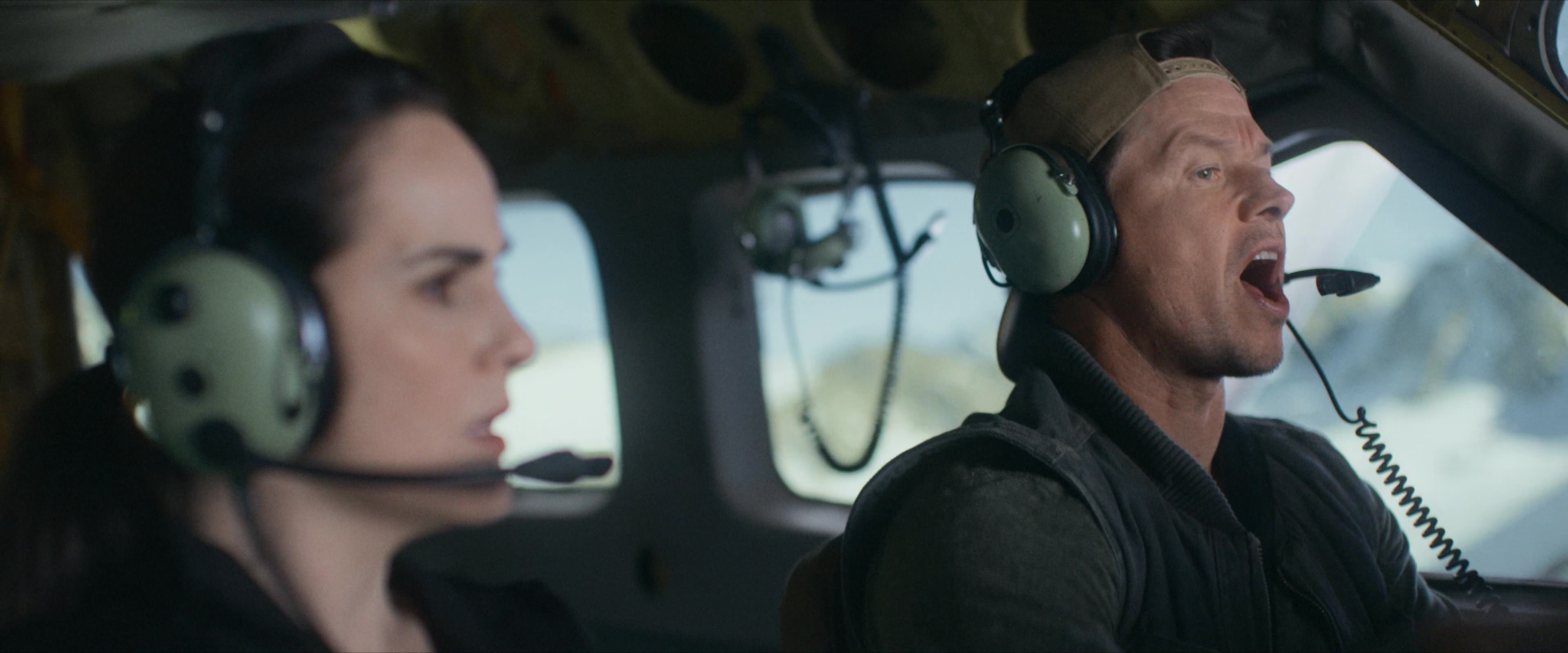 Flight Risk (2025) [4K] HD screenshot 1823