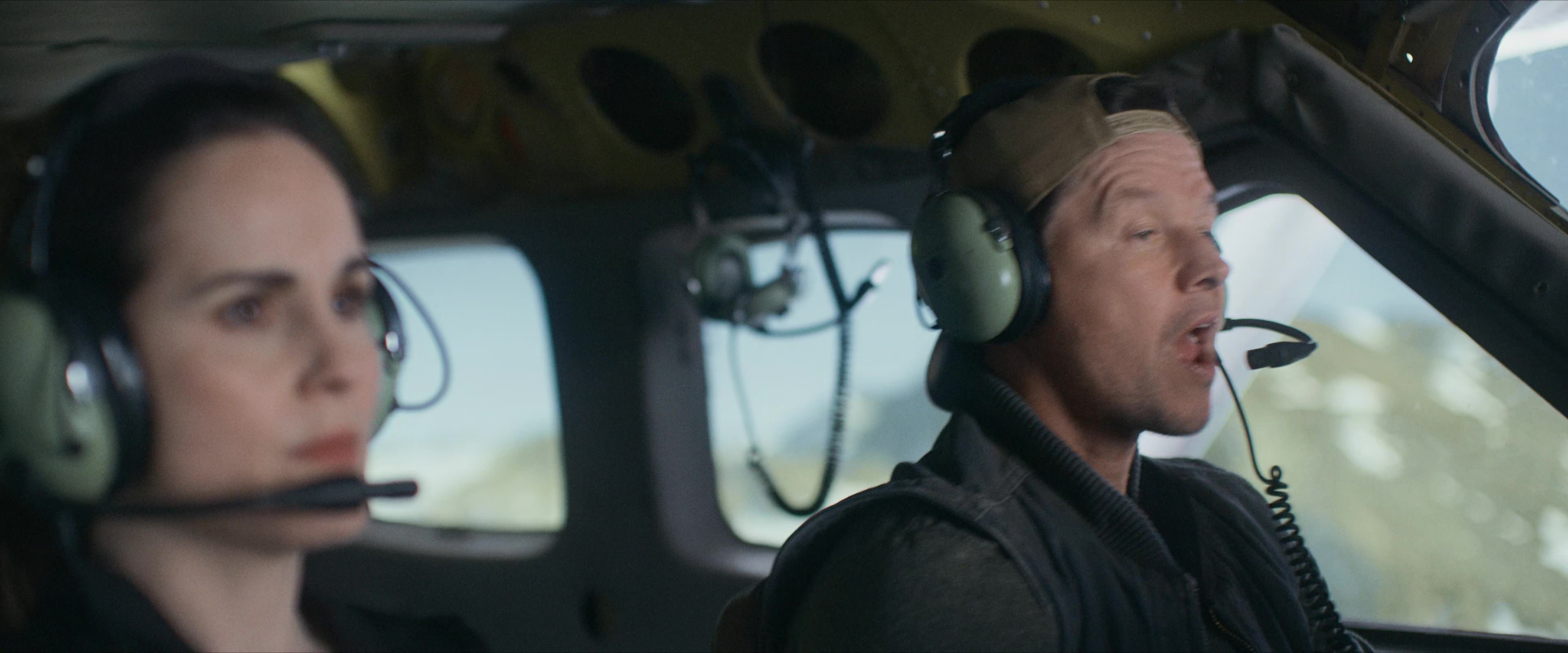 Flight Risk (2025) [4K] HD screenshot 1838