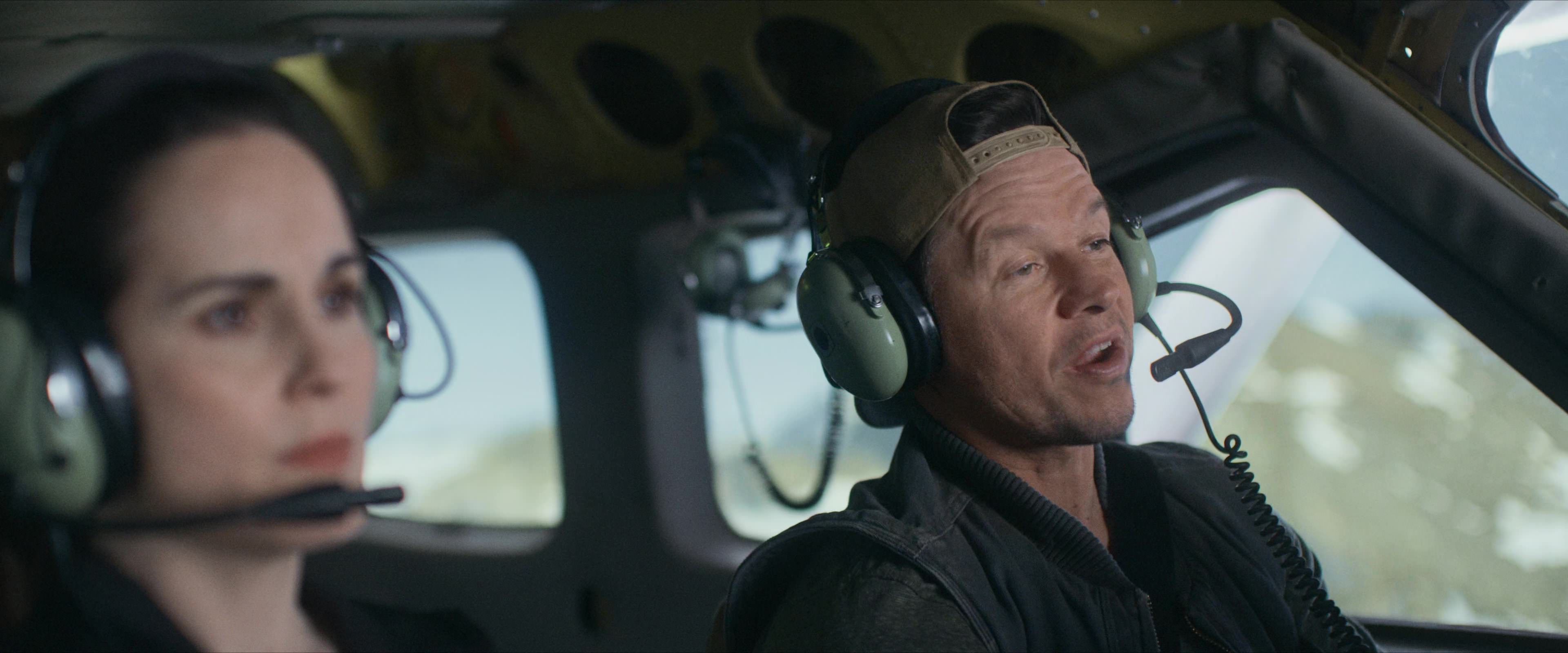 Flight Risk (2025) [4K] screencap 1839