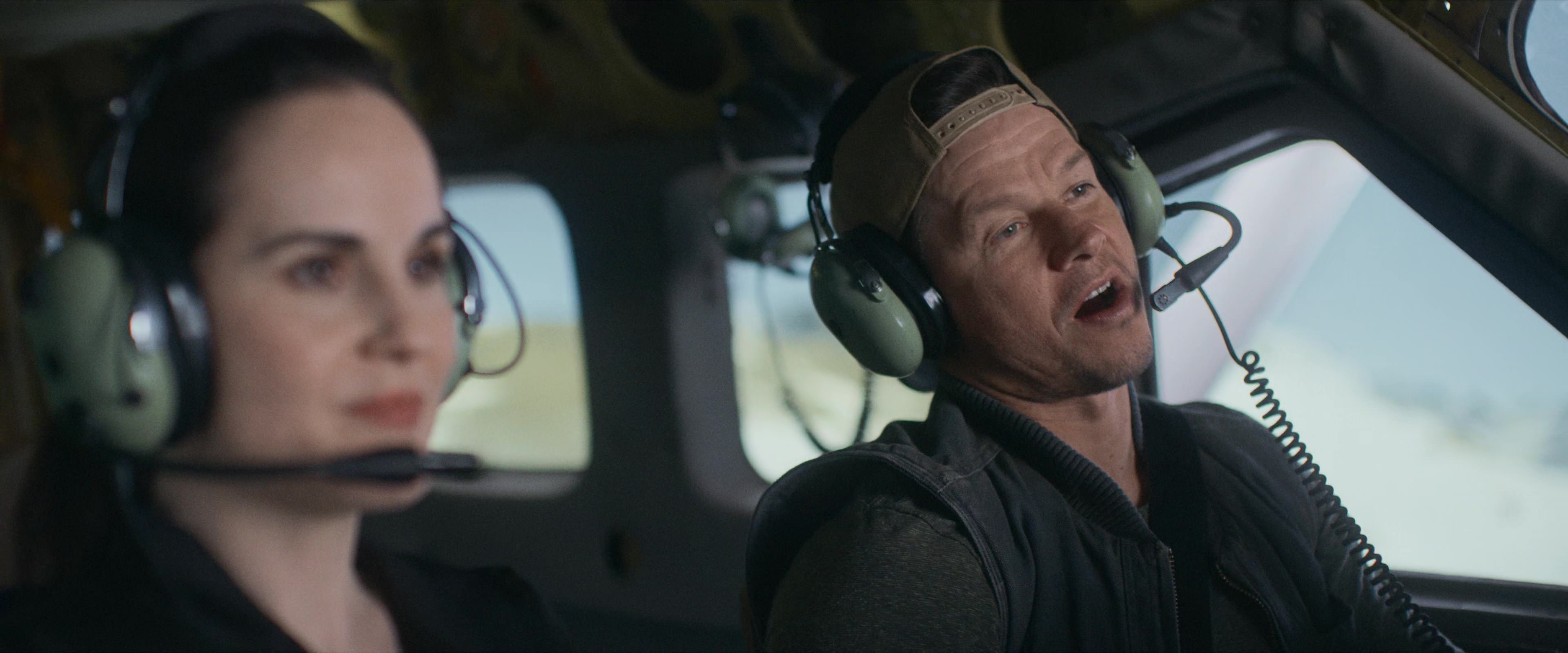 Flight Risk (2025) [4K] HD screenshot 1889