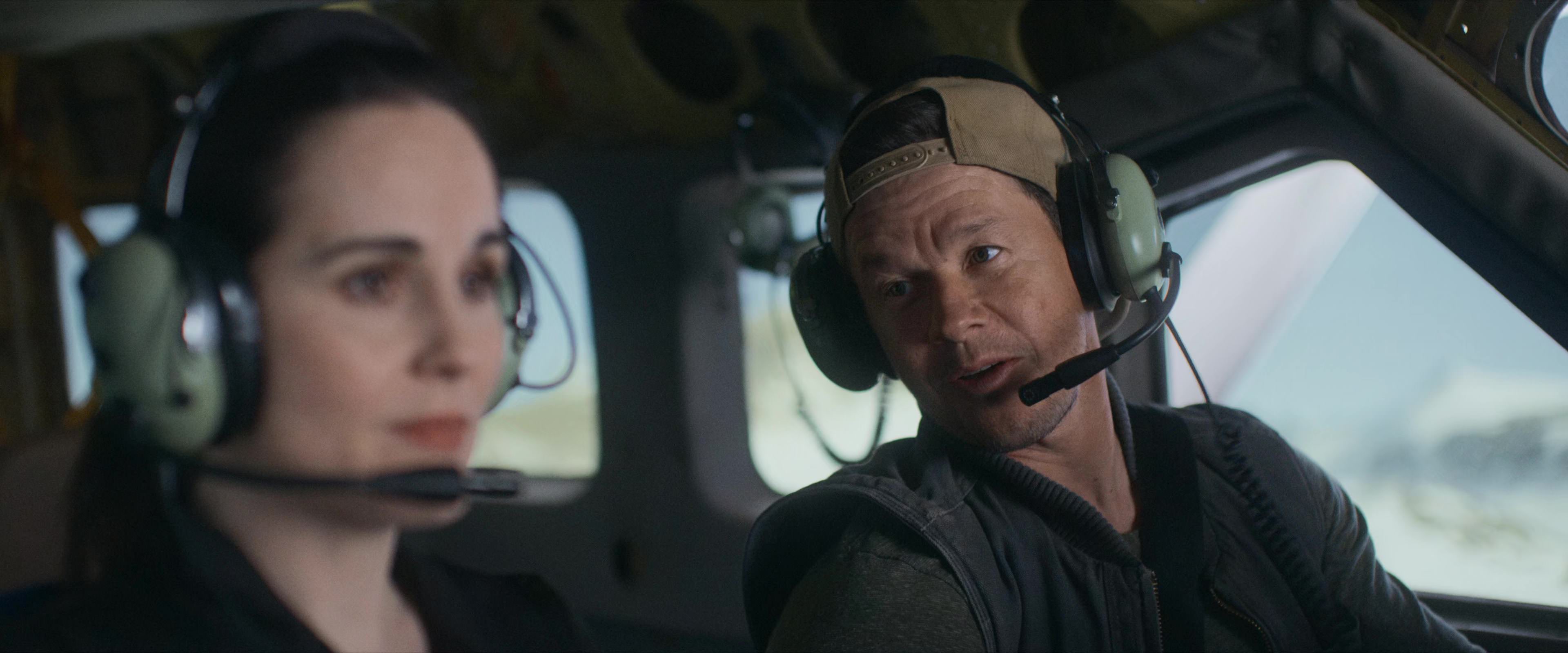 Flight Risk (2025) [4K] movie still 1900