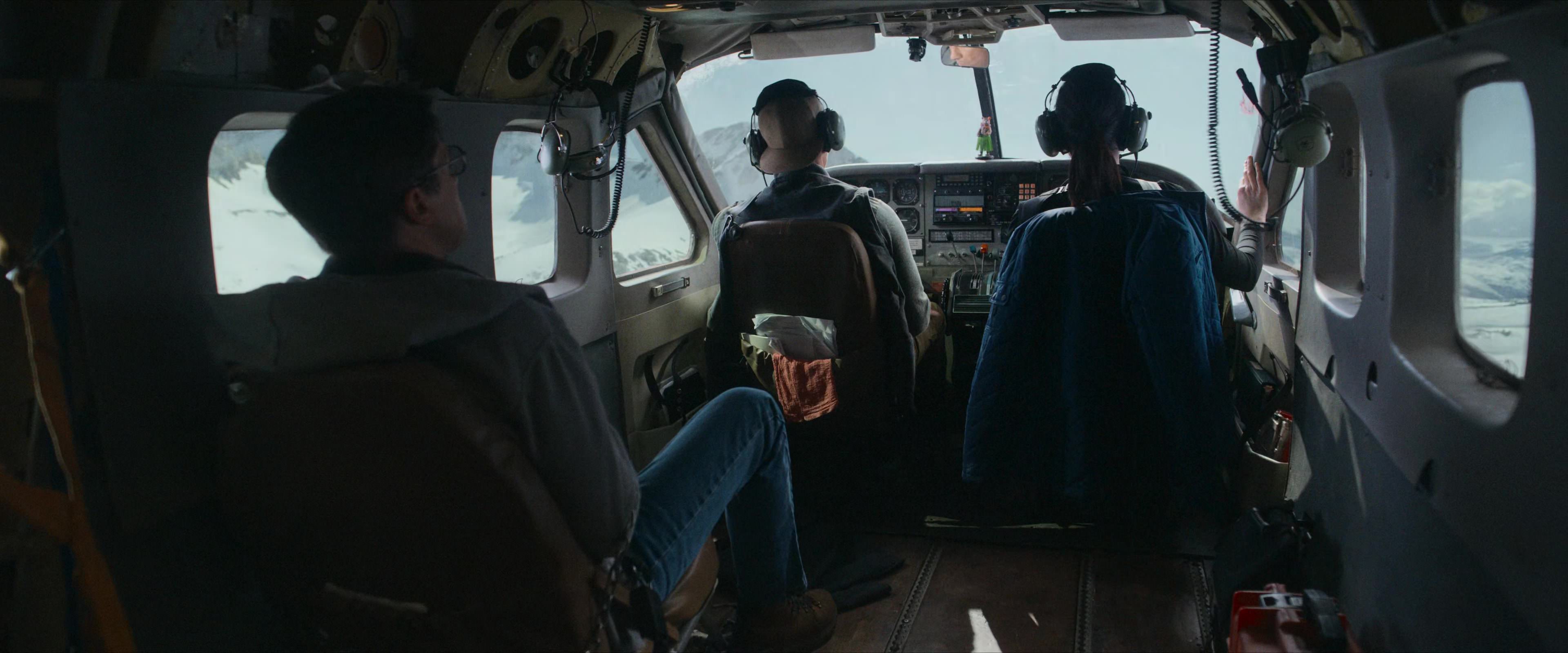 Flight Risk (2025) [4K] HD screenshot 2015