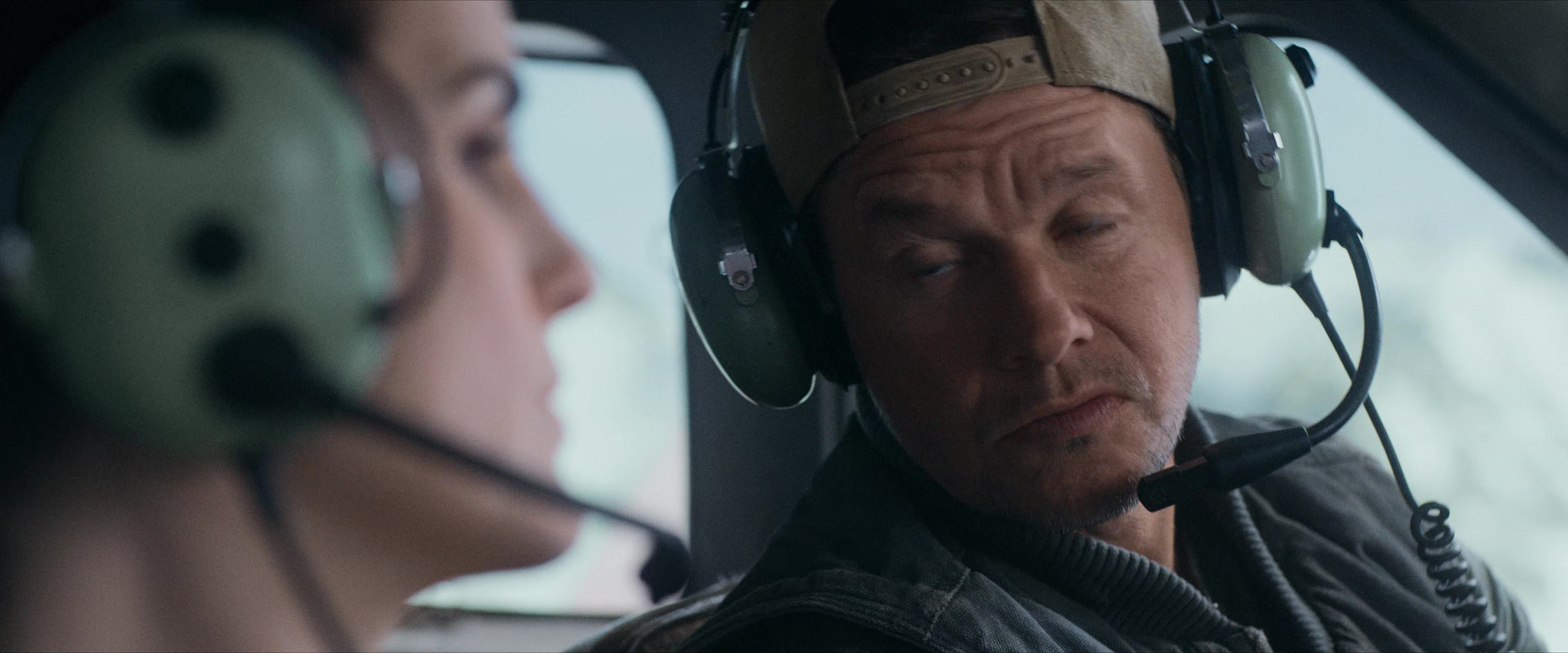 Flight Risk (2025) [4K] HD screenshot 2156