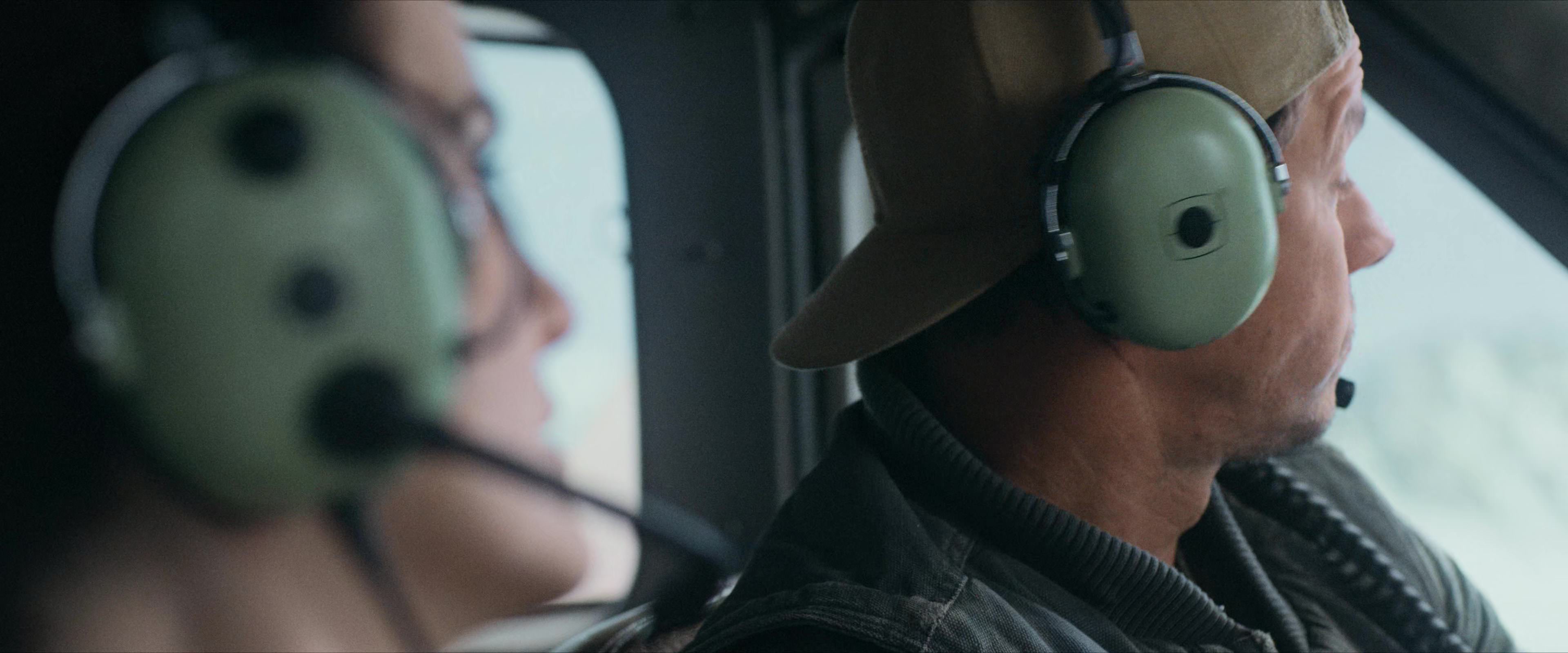Flight Risk (2025) [4K] screencap 2175