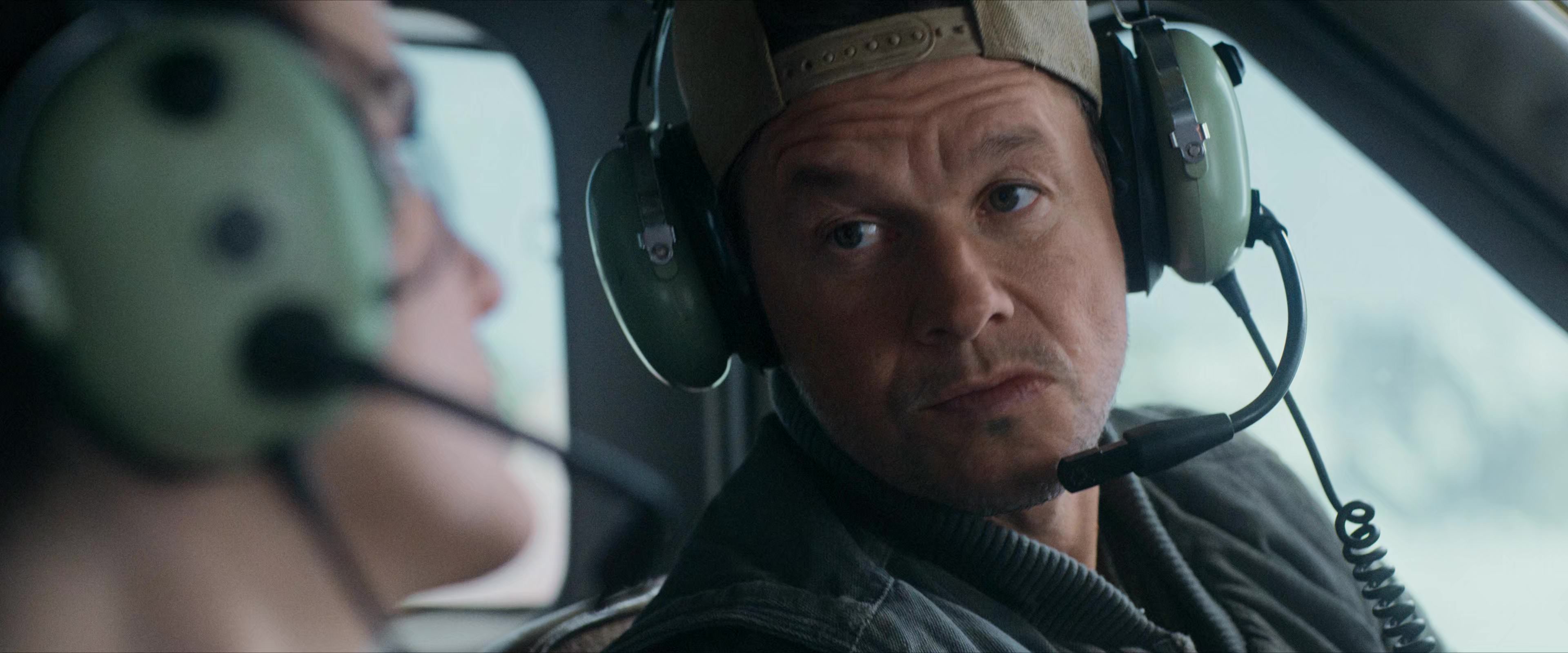 Flight Risk (2025) [4K] movie still 2233