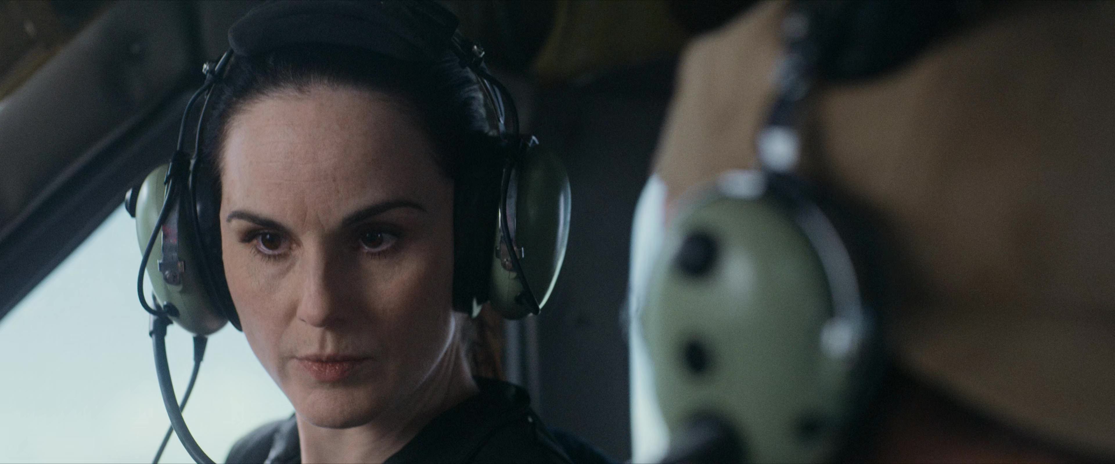 Flight Risk (2025) [4K] screencap 2301