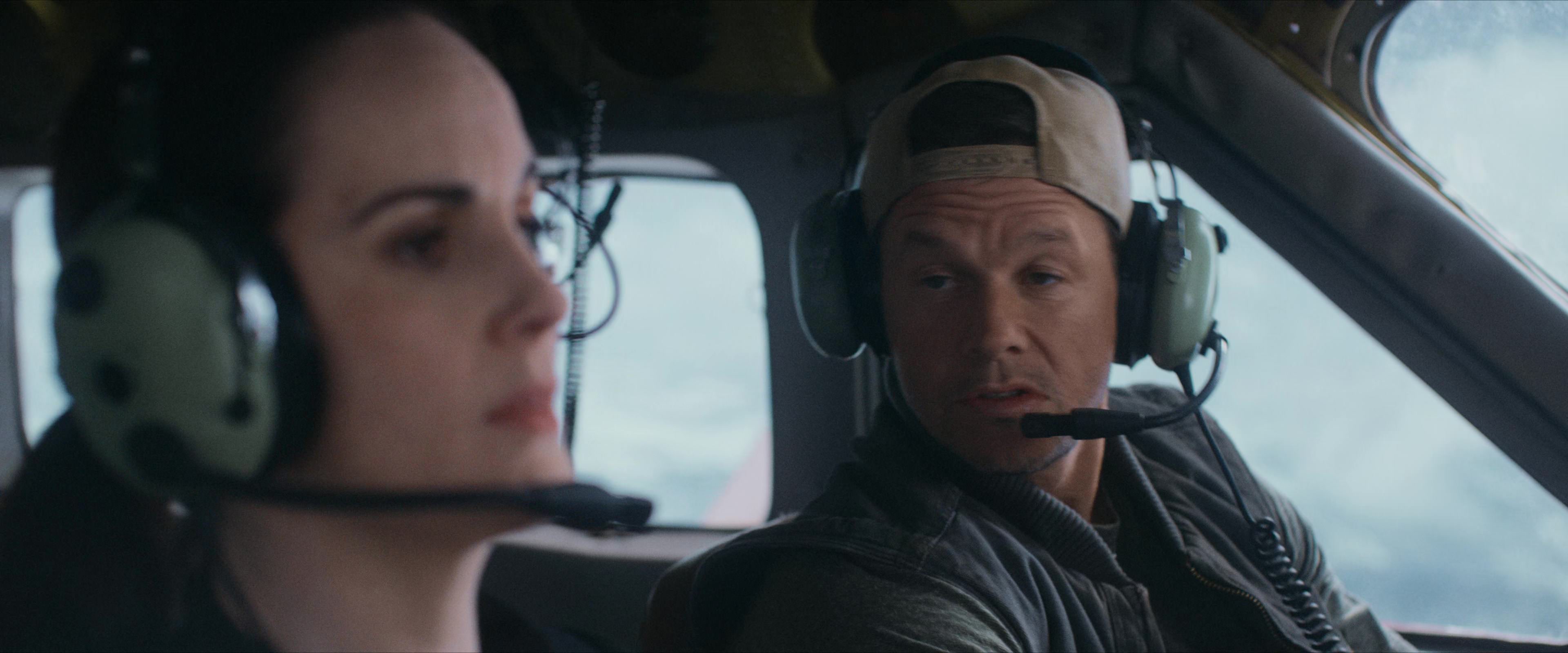 Flight Risk (2025) [4K] movie still 2350