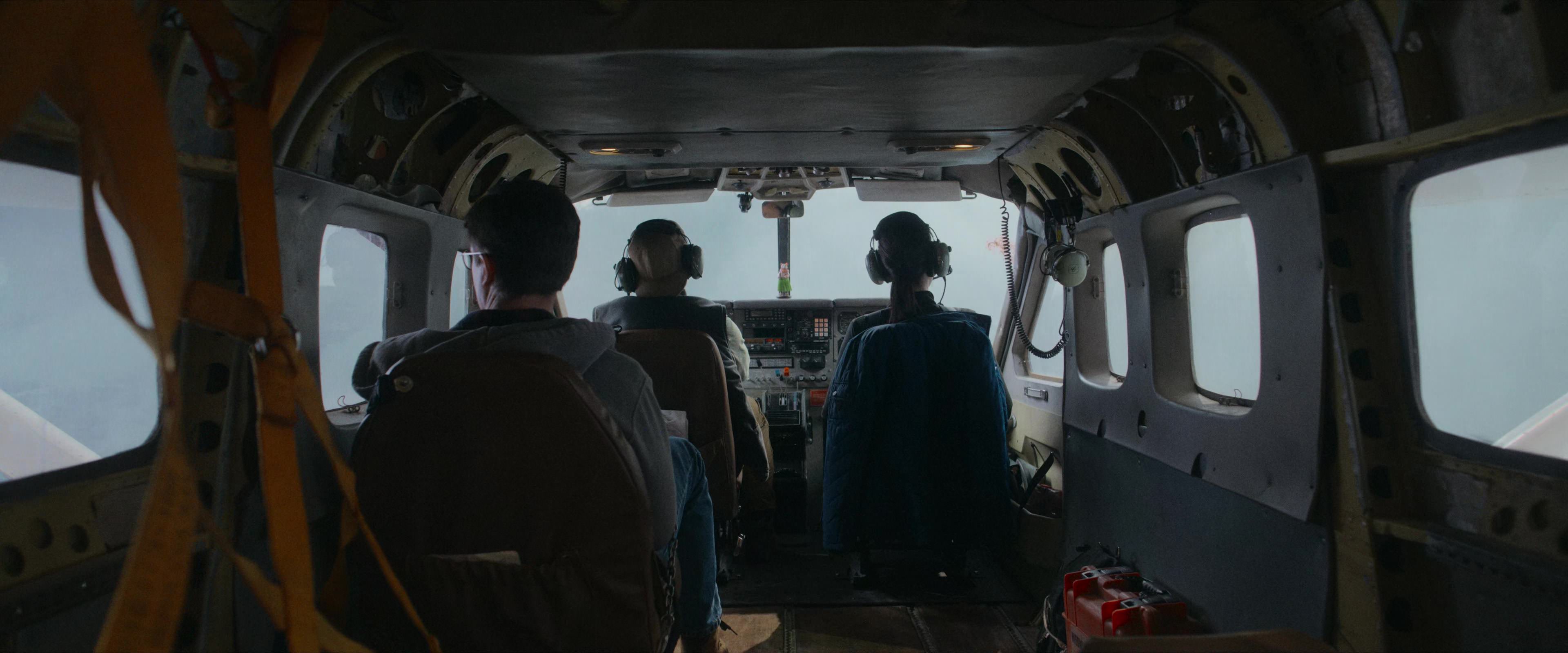 Flight Risk (2025) [4K] movie still 2407