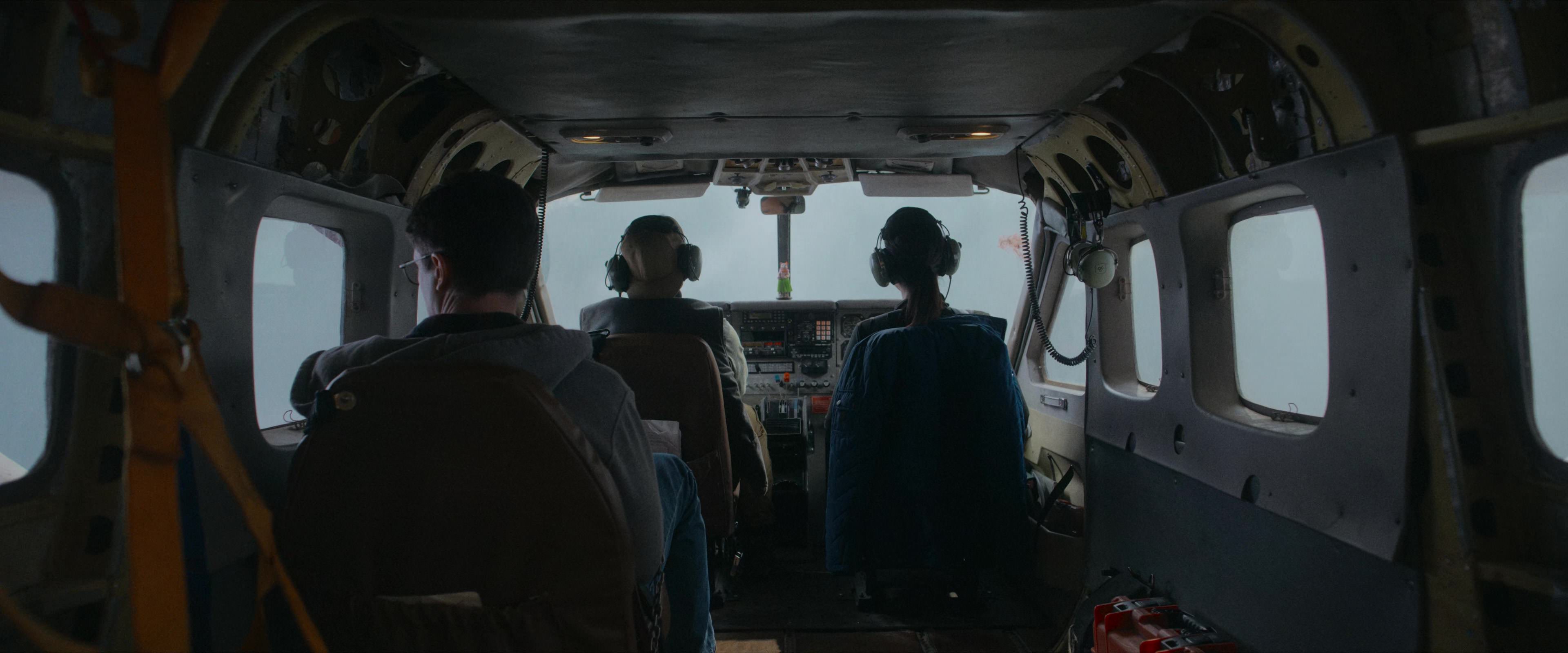Flight Risk (2025) [4K] HD screenshot 2411