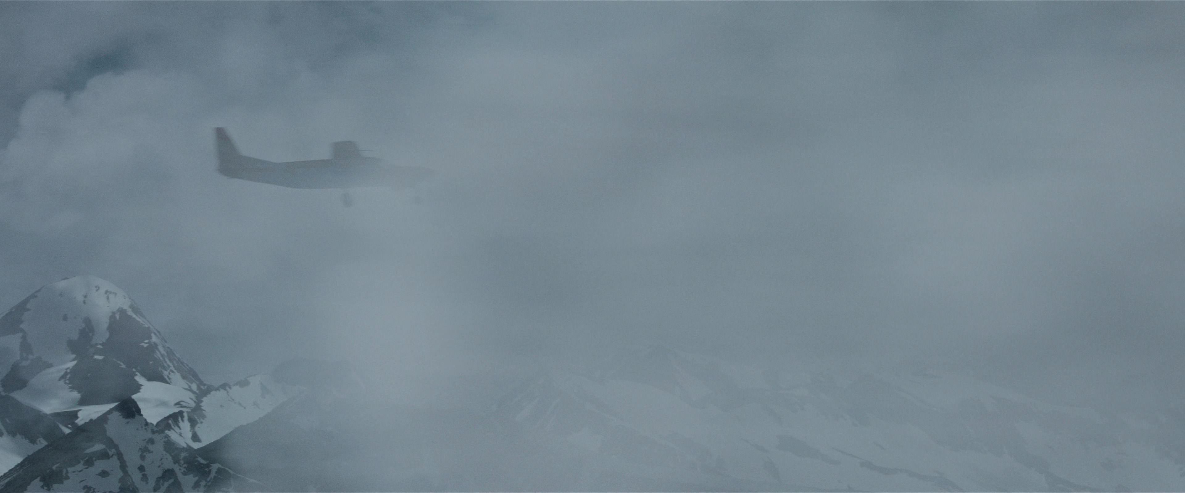 Flight Risk (2025) [4K] movie still 2422