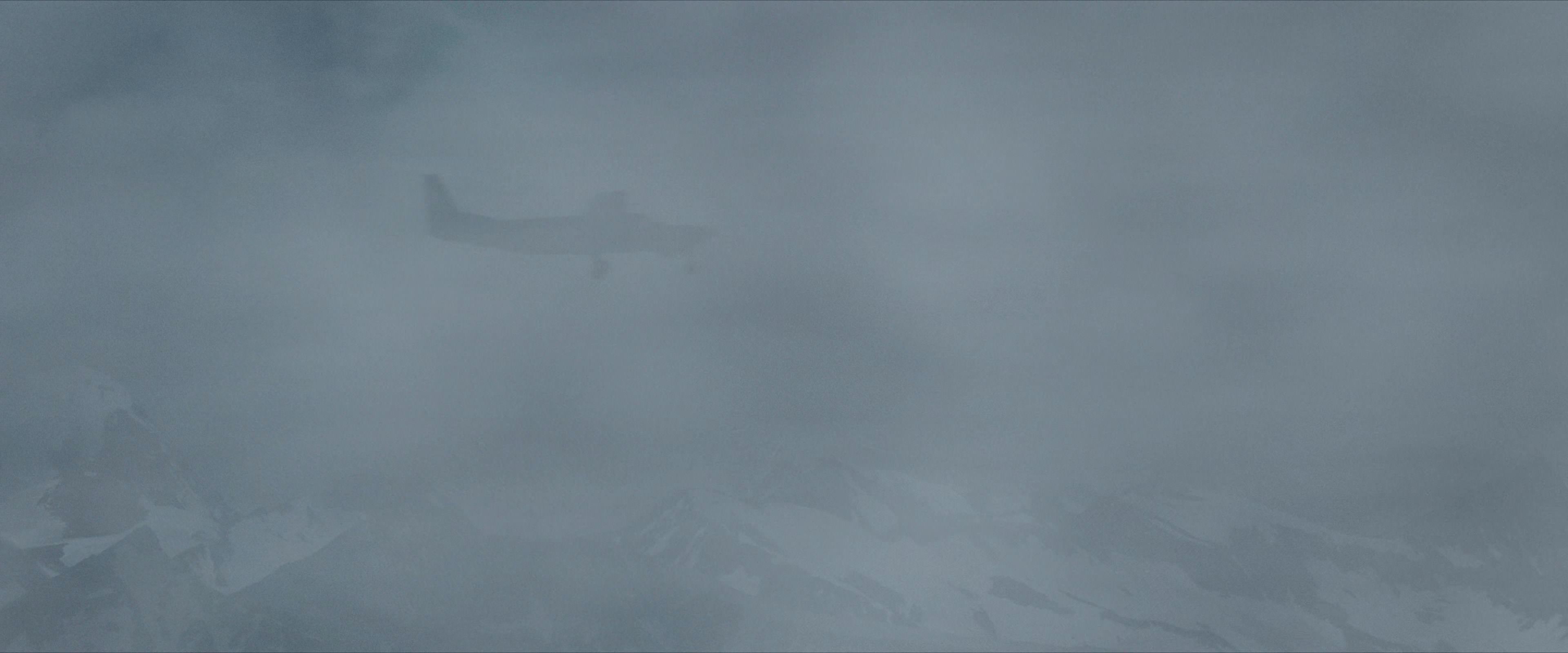 Flight Risk (2025) [4K] HD screenshot 2423