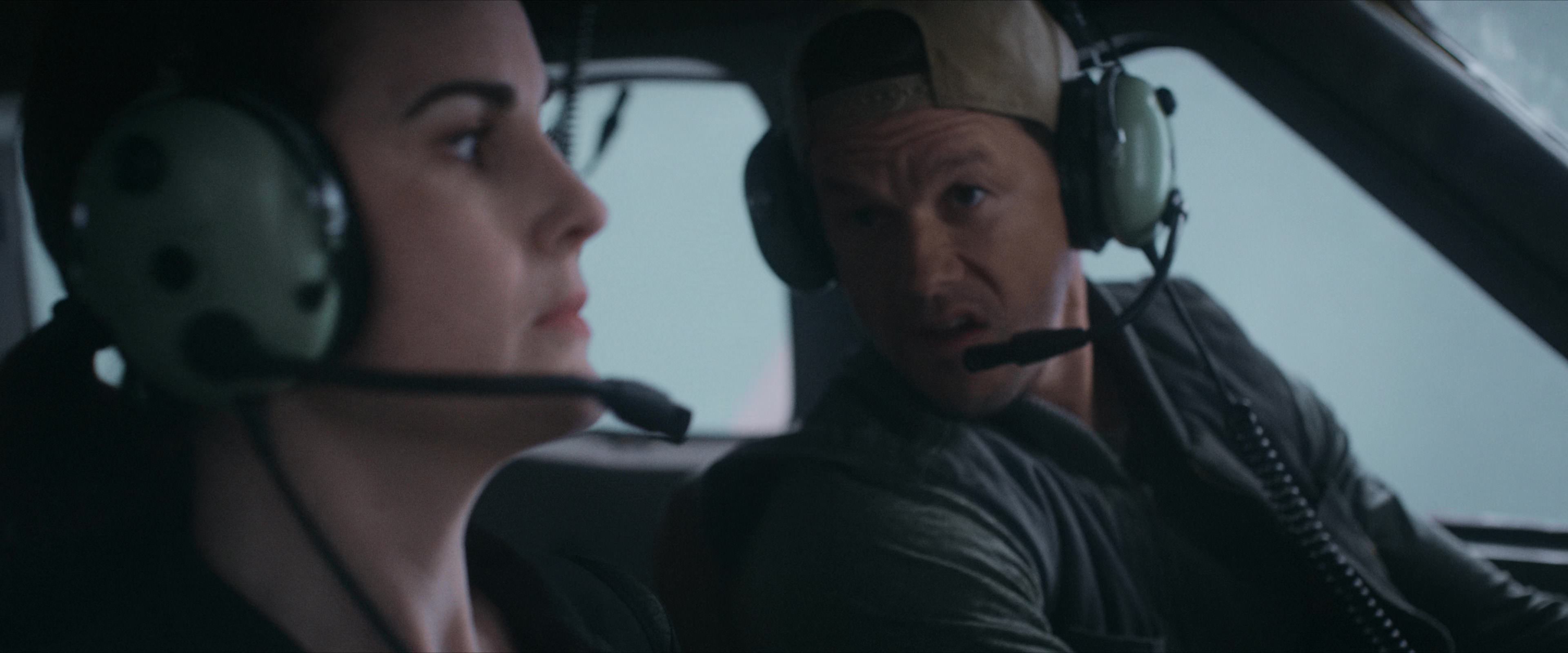 Flight Risk (2025) [4K] movie still 2440