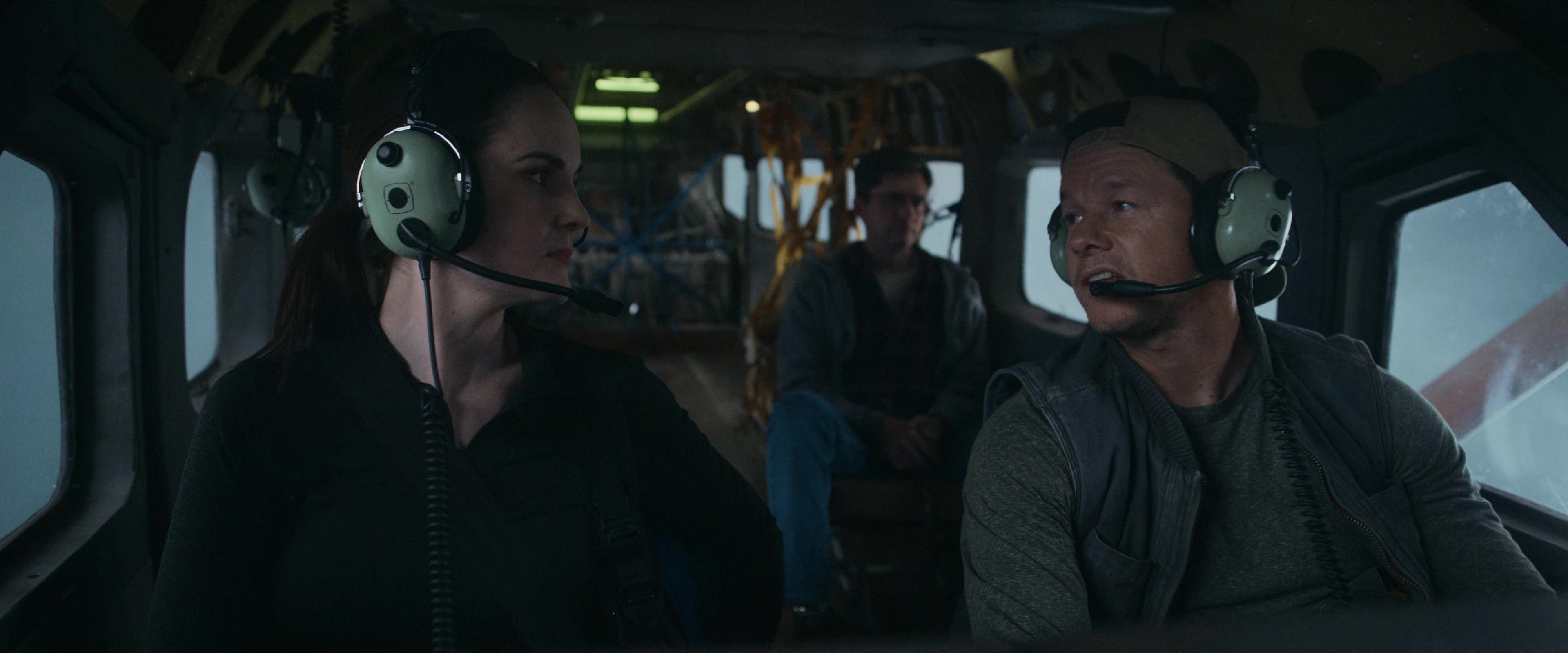 Flight Risk (2025) [4K] HD screenshot 2489
