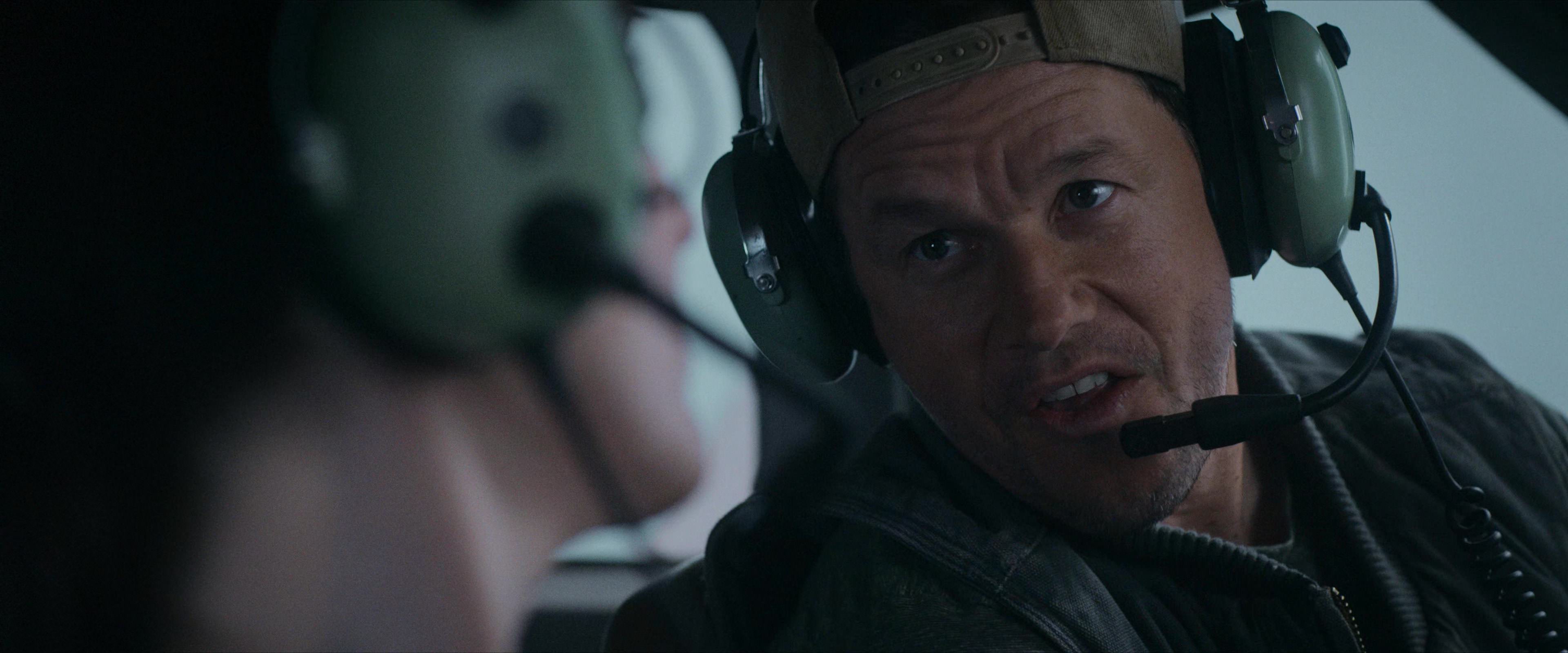 Flight Risk (2025) [4K] movie still 2497
