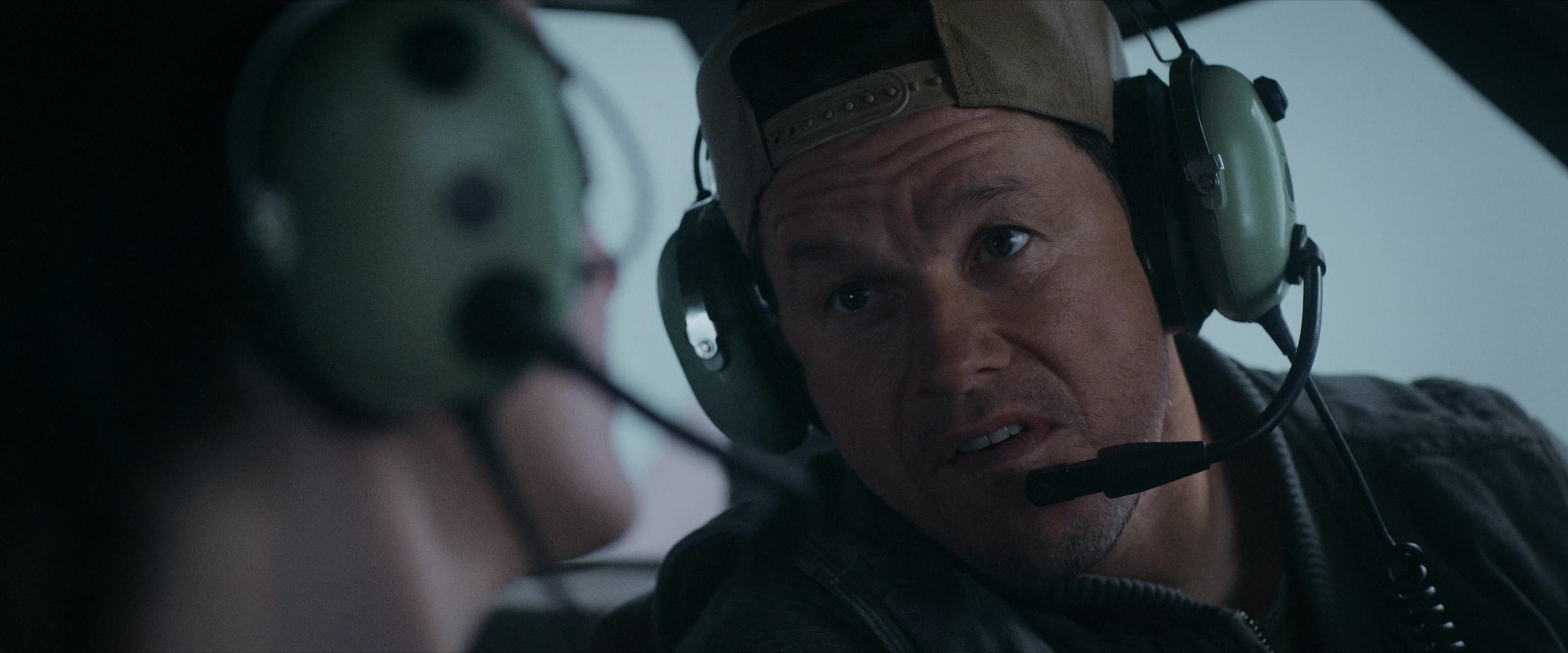 Flight Risk (2025) [4K] HD screenshot 2525