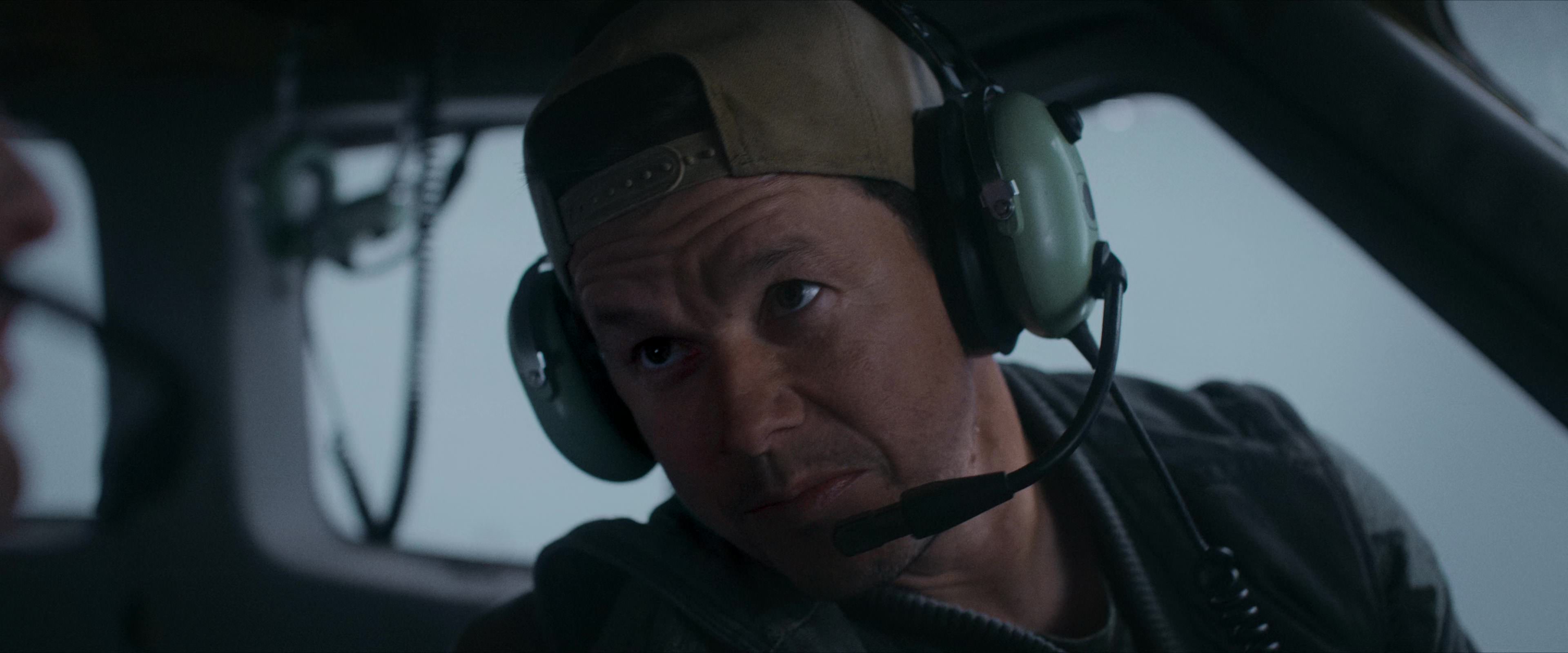 Flight Risk (2025) [4K] movie still 2536